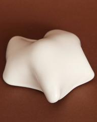 Sandra Zeenni White Ceramic "Nobe" Object