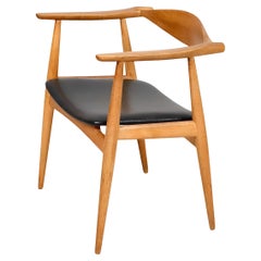 CH-35 armchair by Hans Wegner, design 1959
