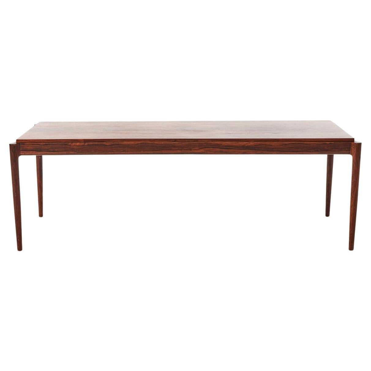 Mesa de centro de caoba Ib Kofod-Larsen, diseño años 60