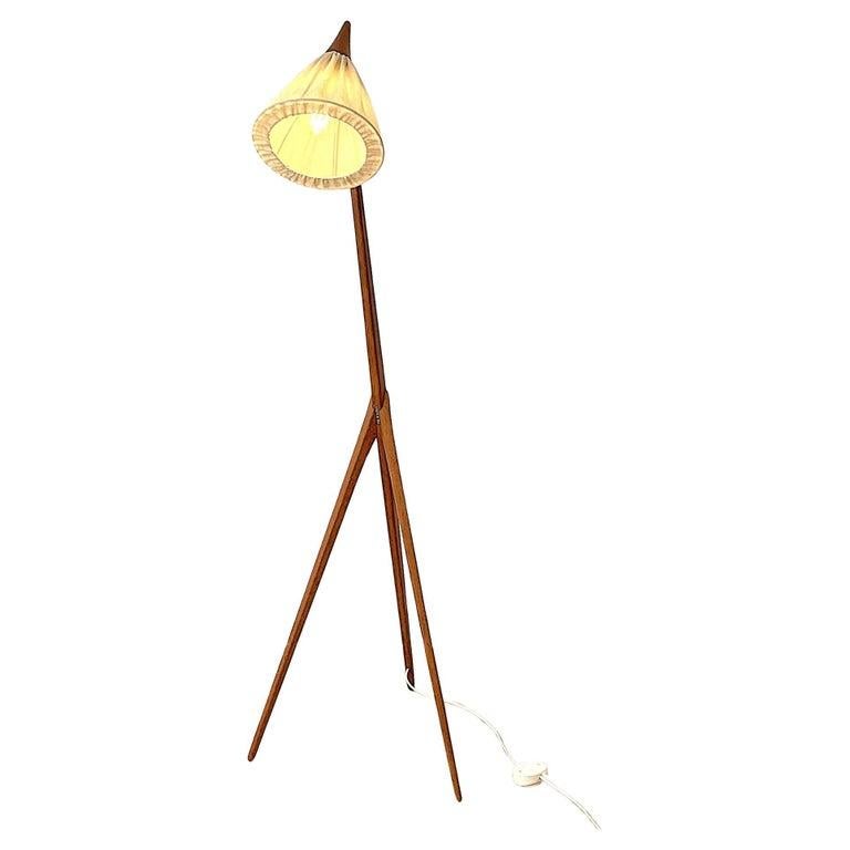 Fabric Luxus Giraffen floor lamp 1950's For Sale