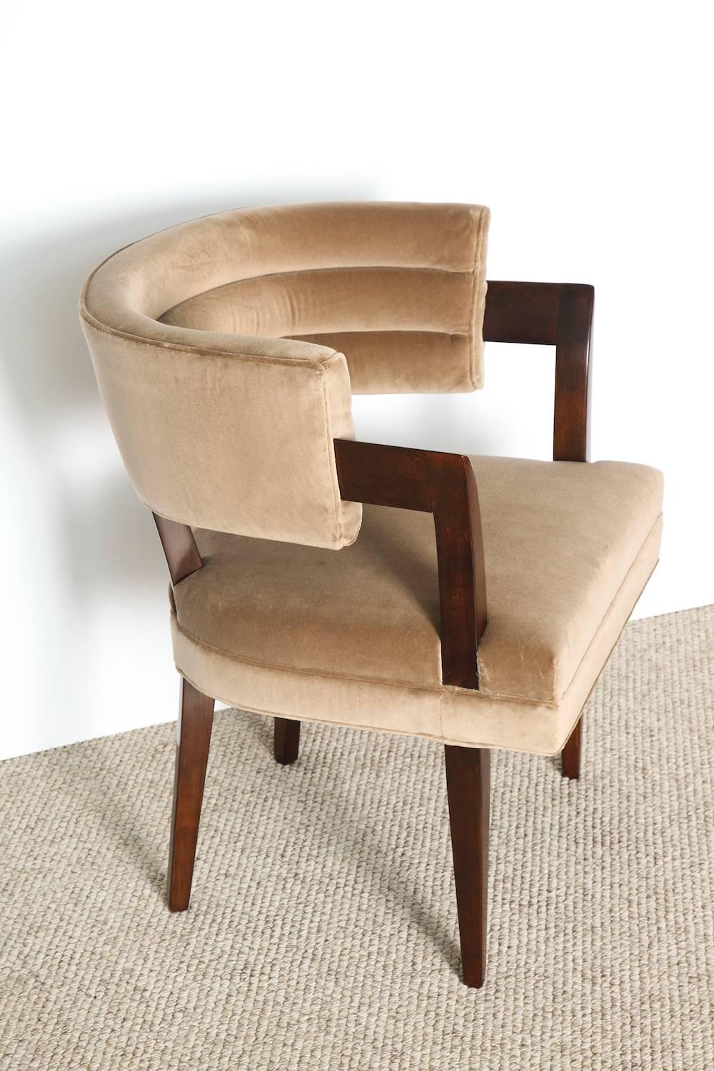 Rare Pull-Up Chair by Eugene Schoen In Excellent Condition In New York, NY