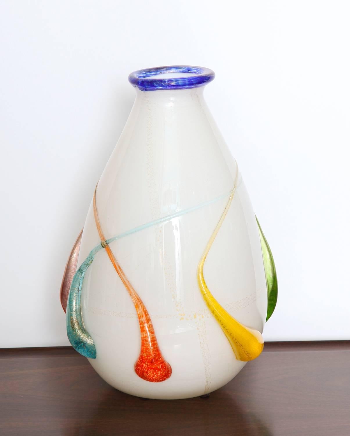 Studio Made Murano Glass Vase In Excellent Condition For Sale In New York, NY
