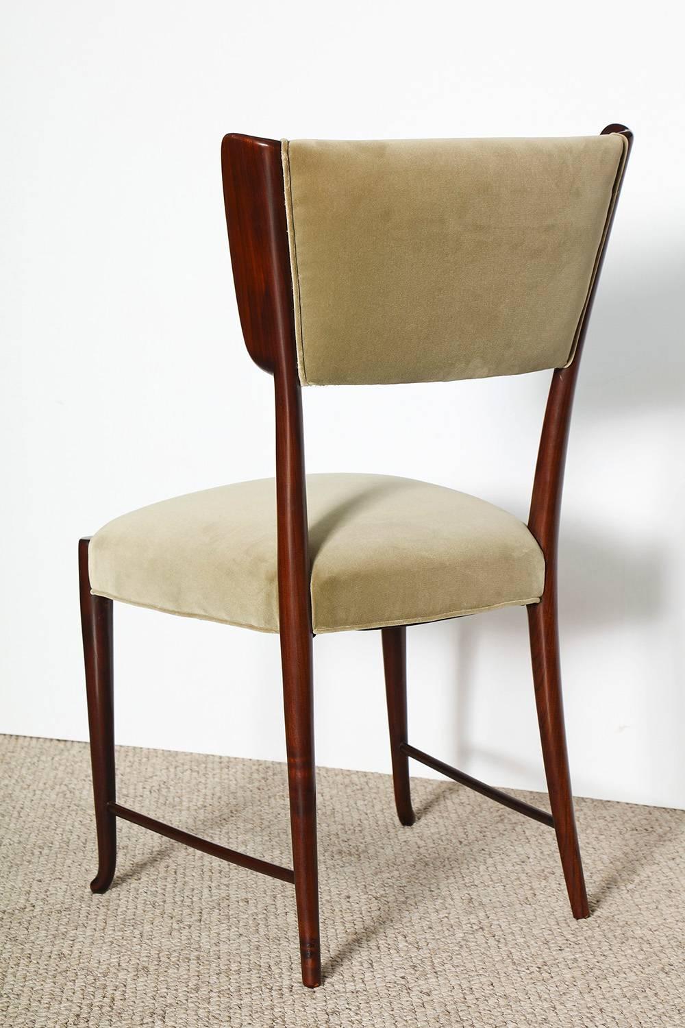 Paolo Buffa Dining Chairs. In Excellent Condition In New York, NY