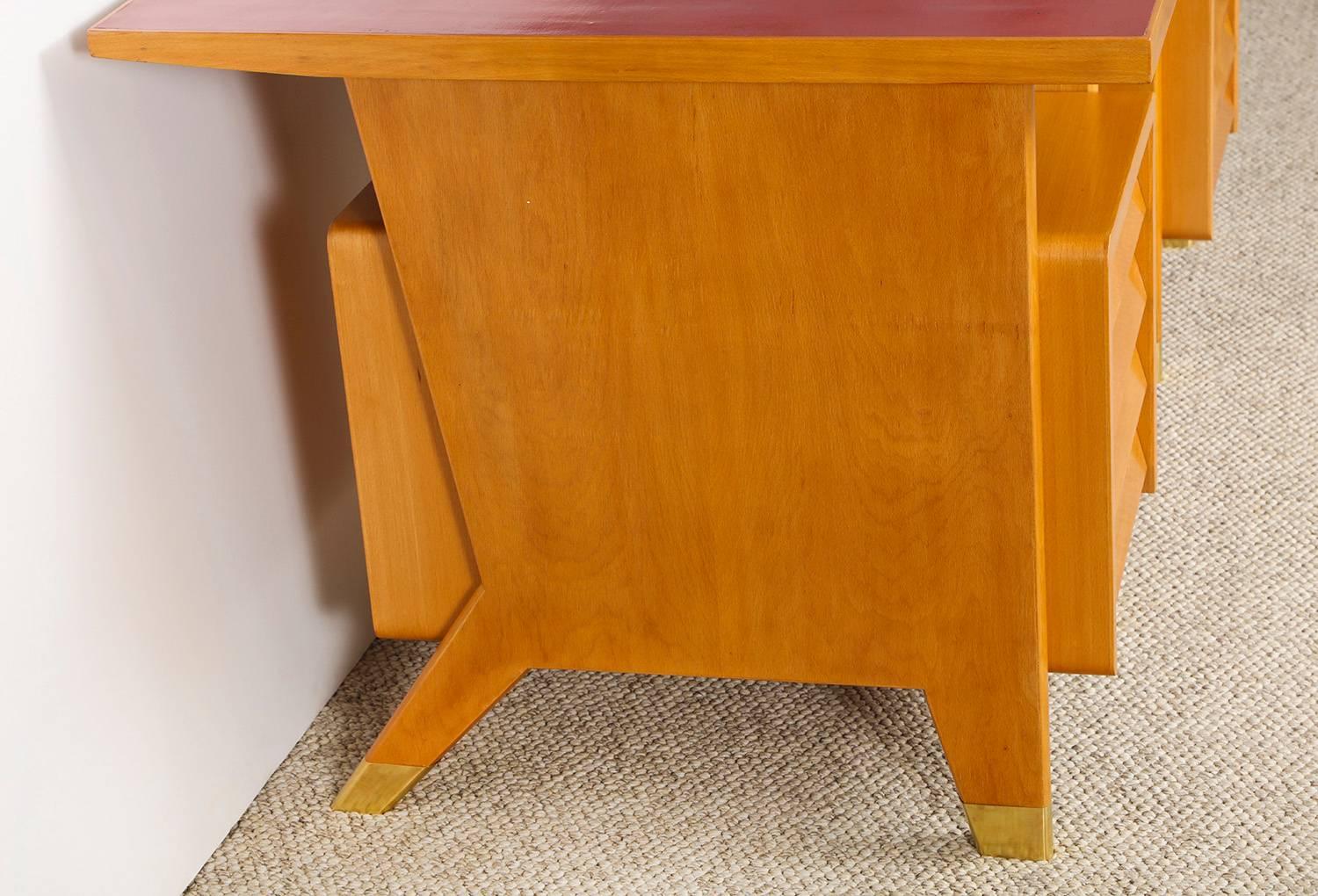 Gio Ponti Desk   In Excellent Condition For Sale In New York, NY