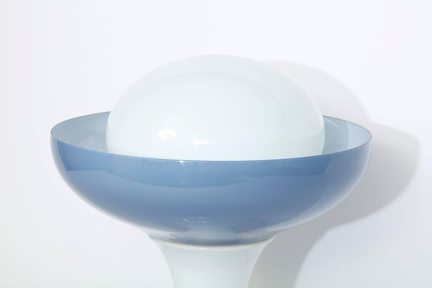 Large-scale table lamp by Alessandro Pianon for Vetreria Vistosi.  Rare table lamp comprised of opaque white and blue/gray glass elements. Pedestal form with large bowl and covered dome top. Two internal sockets, one standard Edison size above and