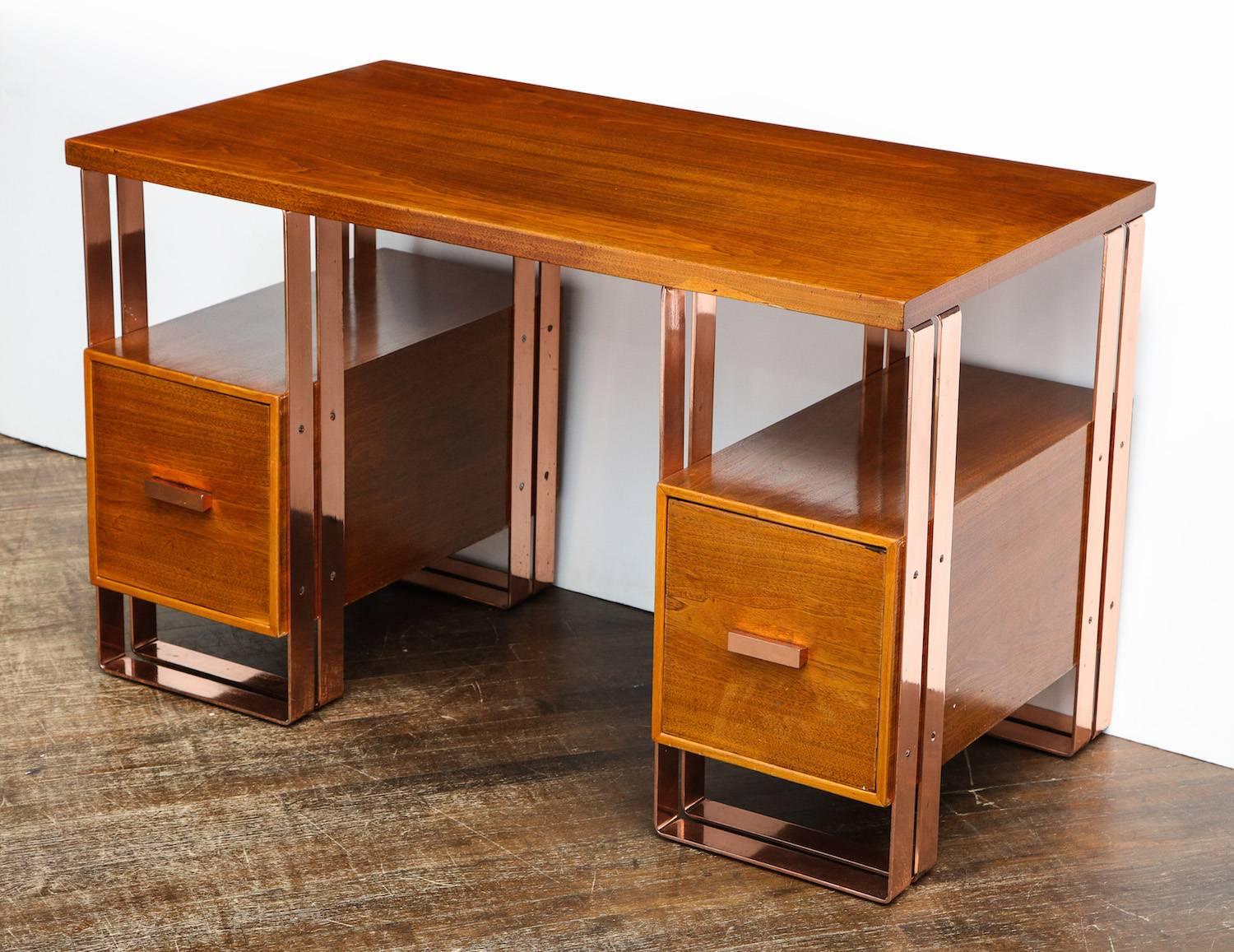 Seltener Schreibtisch und Stuhl von Donald Deskey (Kupfer) im Angebot