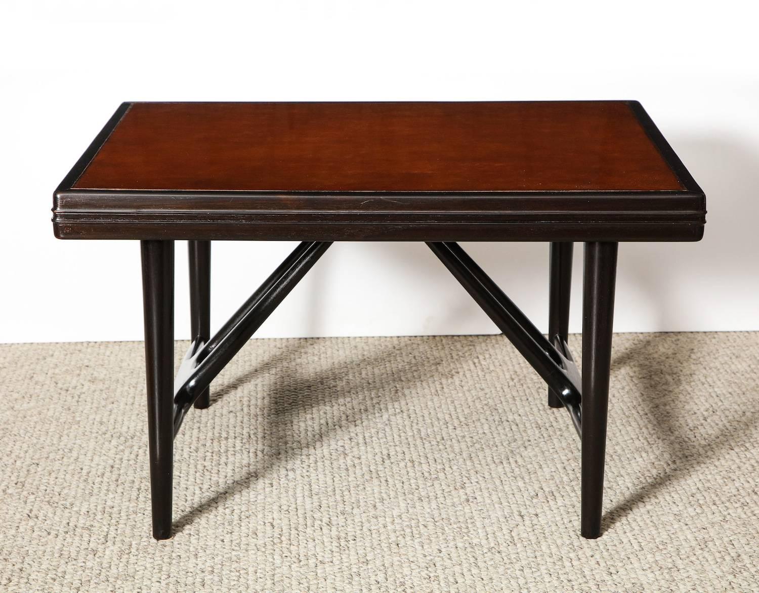 Paul Laszlo Side Table In Excellent Condition For Sale In New York, NY
