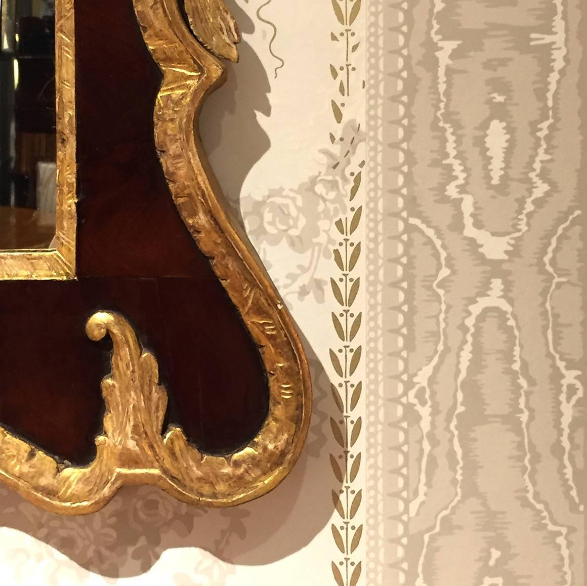 18th Century English Georgian Mahogany and Gilt Mirror For Sale 1