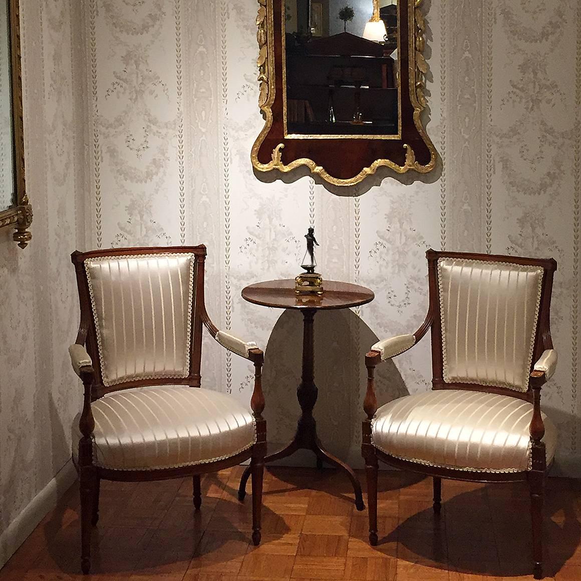 Late 18th Century Pair of French Directoire Fauteuil Armchairs For Sale