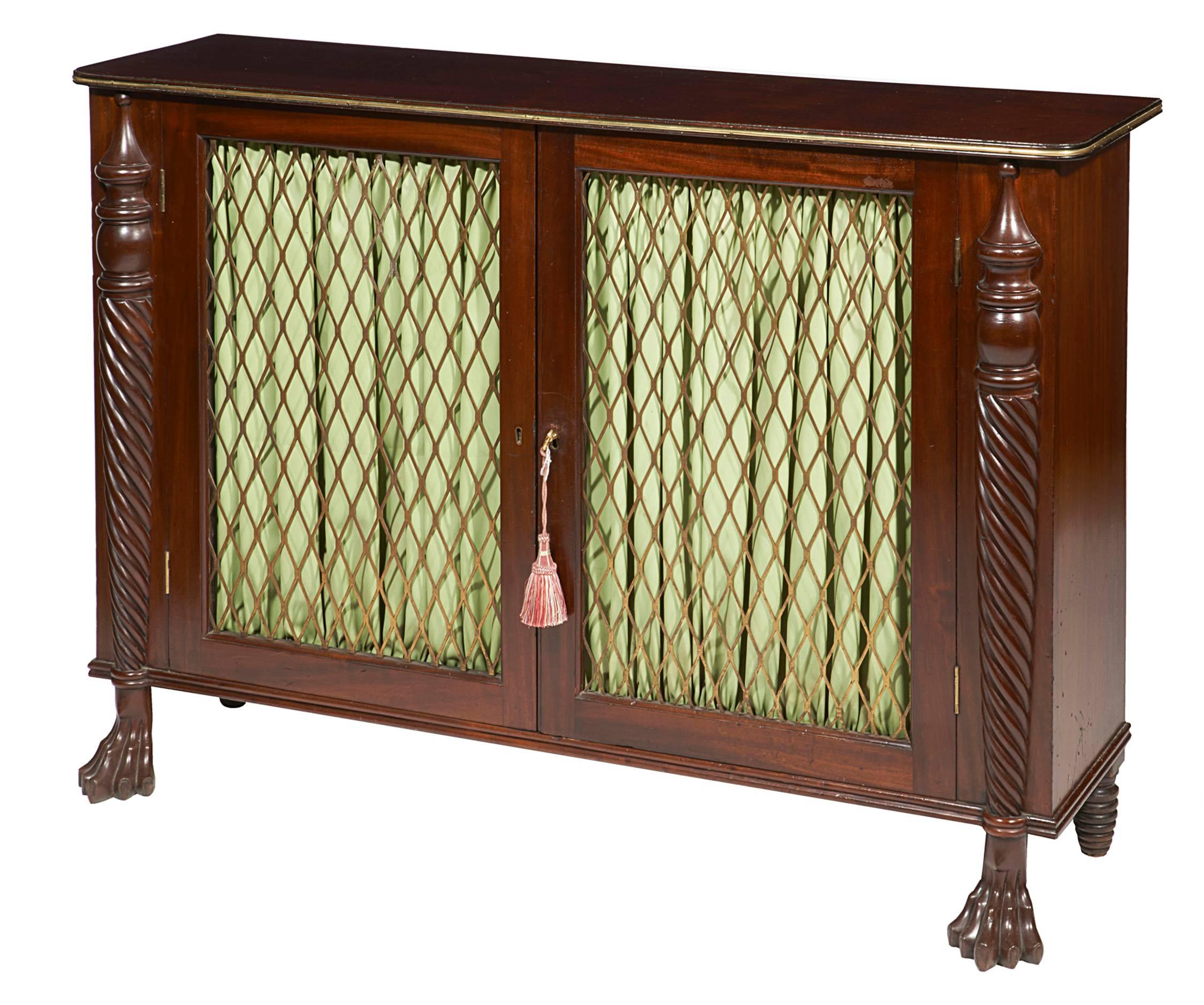 William IV Mahogany Brass Grill Cabinet In Excellent Condition For Sale In New York, NY