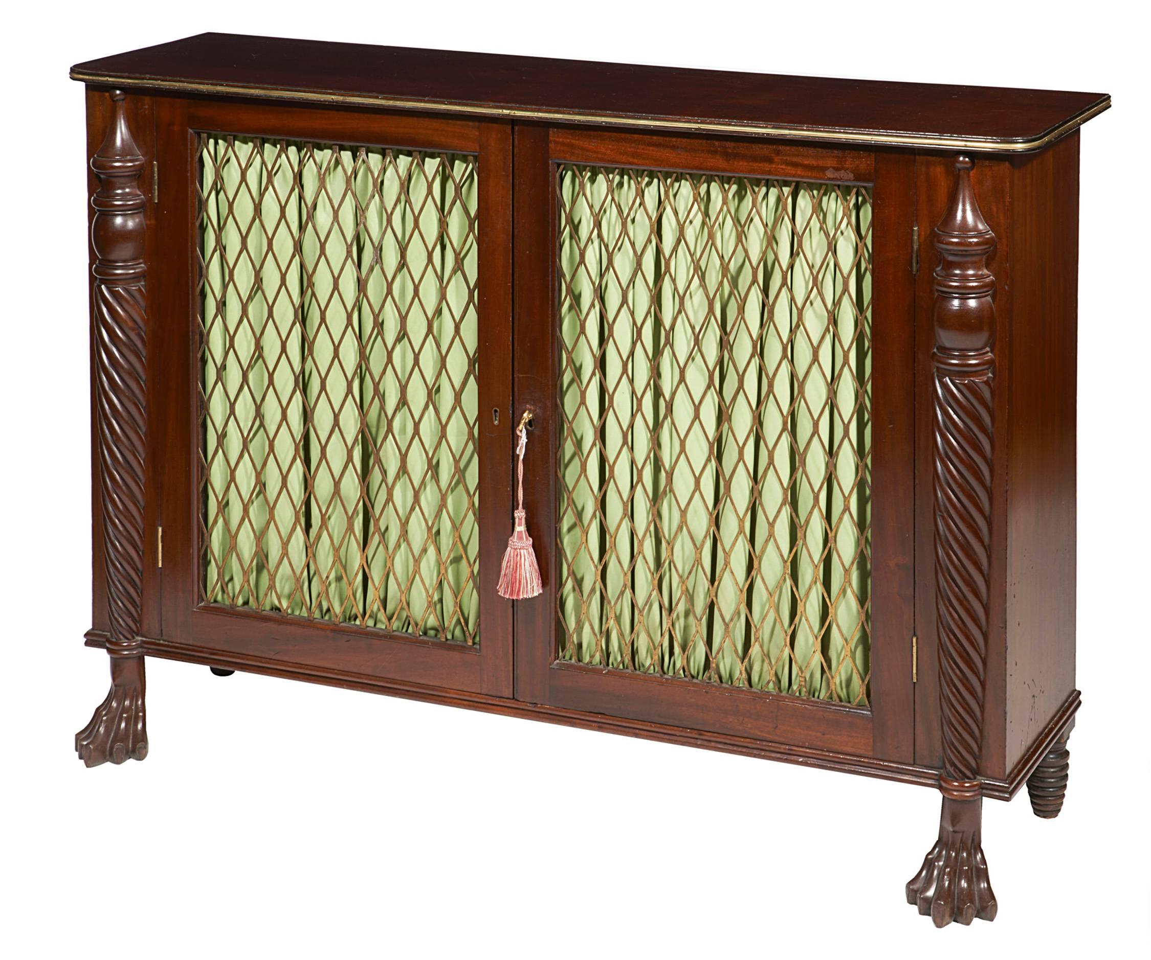 William IV. Mahagoni-Messing-Grillschrank im Zustand „Hervorragend“ im Angebot in Long Island City, NY