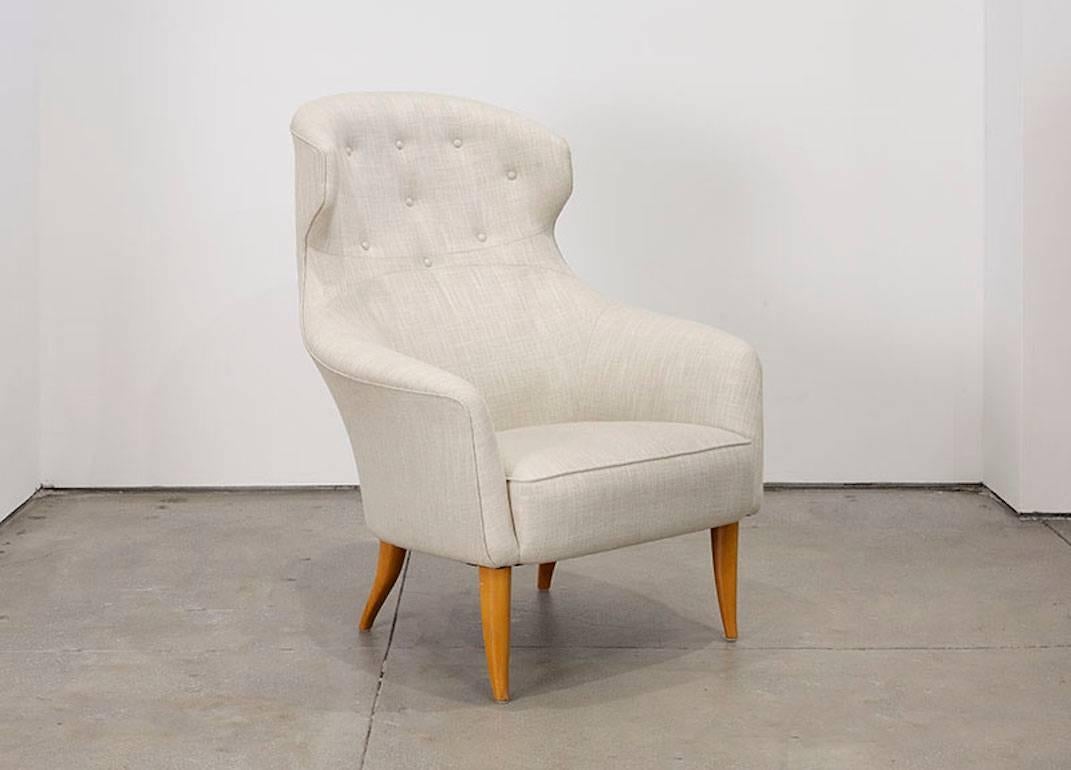 Extremely rare lounge chair by Kerstin Hörlin-Holmquist.
Newly reupholstered and in excellent condition. Sculptural high back lounge chair.

Kerstin Hörlin-Holmquist (Swedish, 1925-1997).
“Onkel Adam” lounge chair.
Nordiska Kompaniet,
Sweden, circa