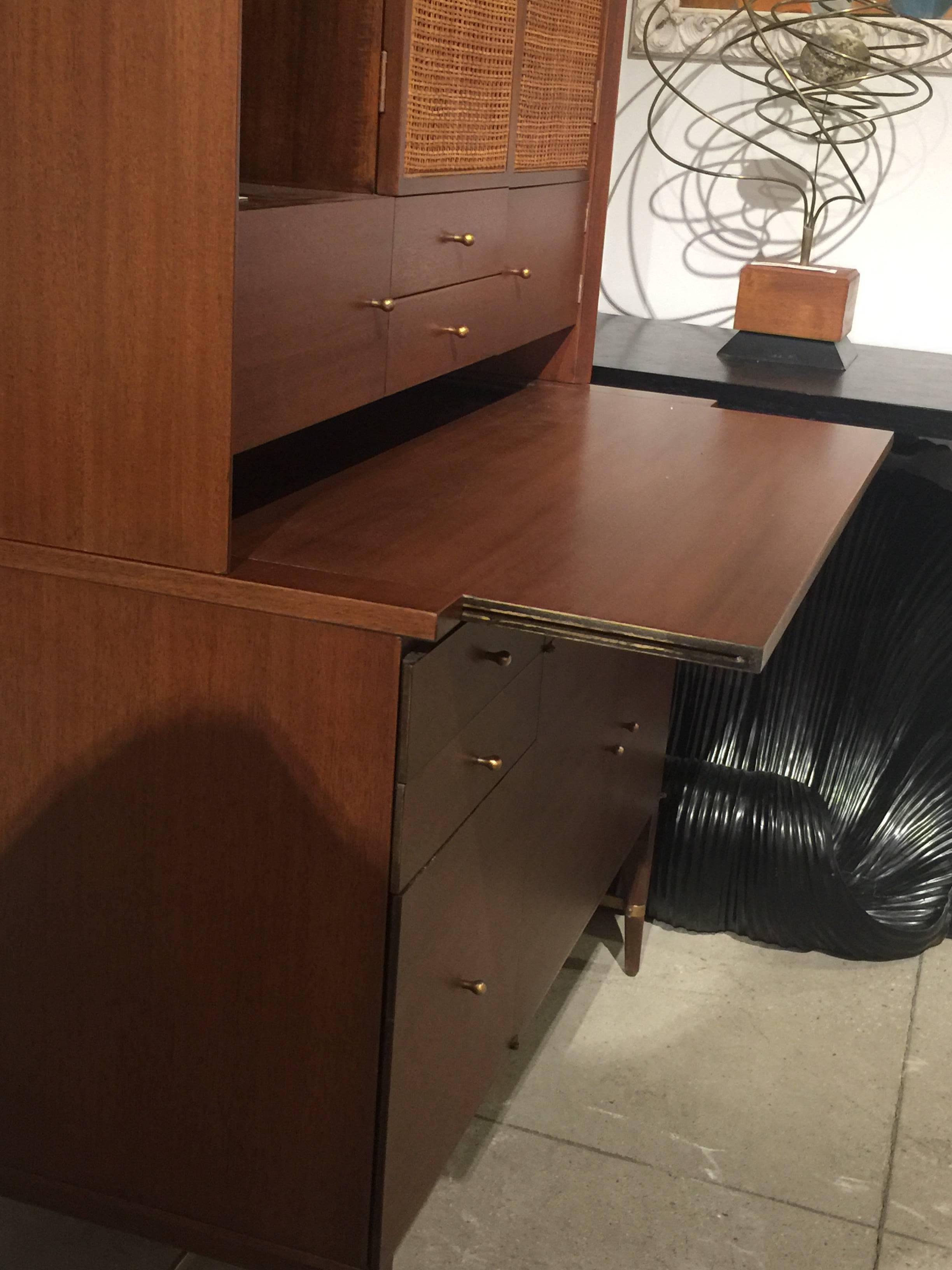 paul mccobb cabinet