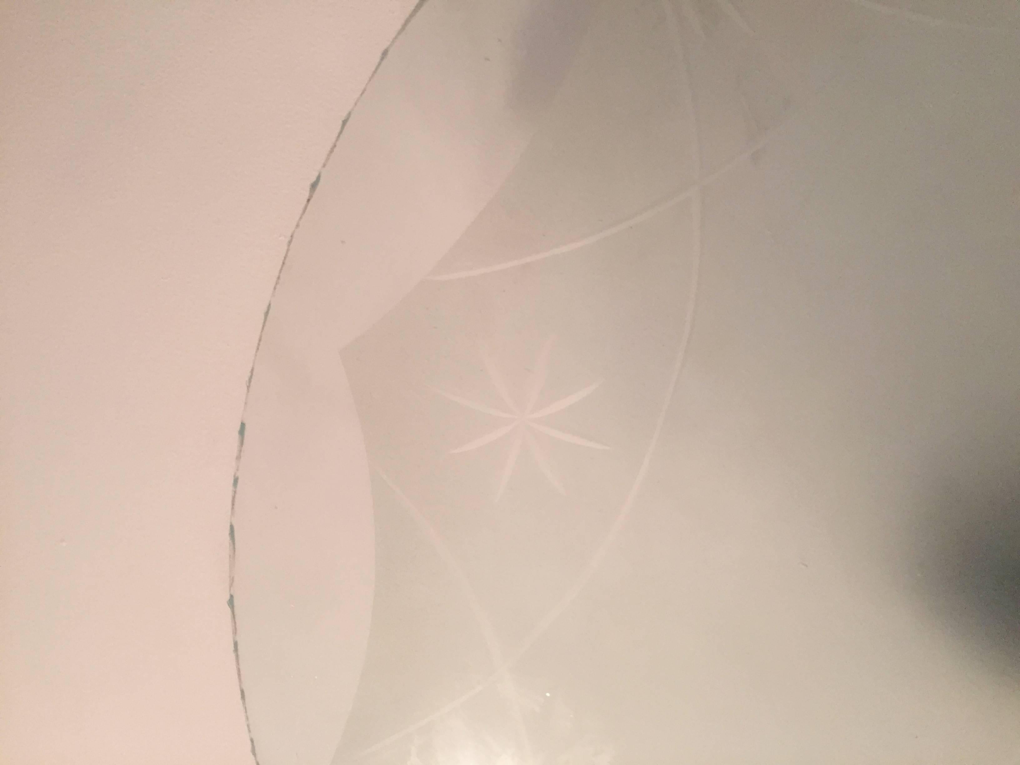 Milieu du XXe siècle Lampe à suspension encastrée en verre Art Déco suédois en vente