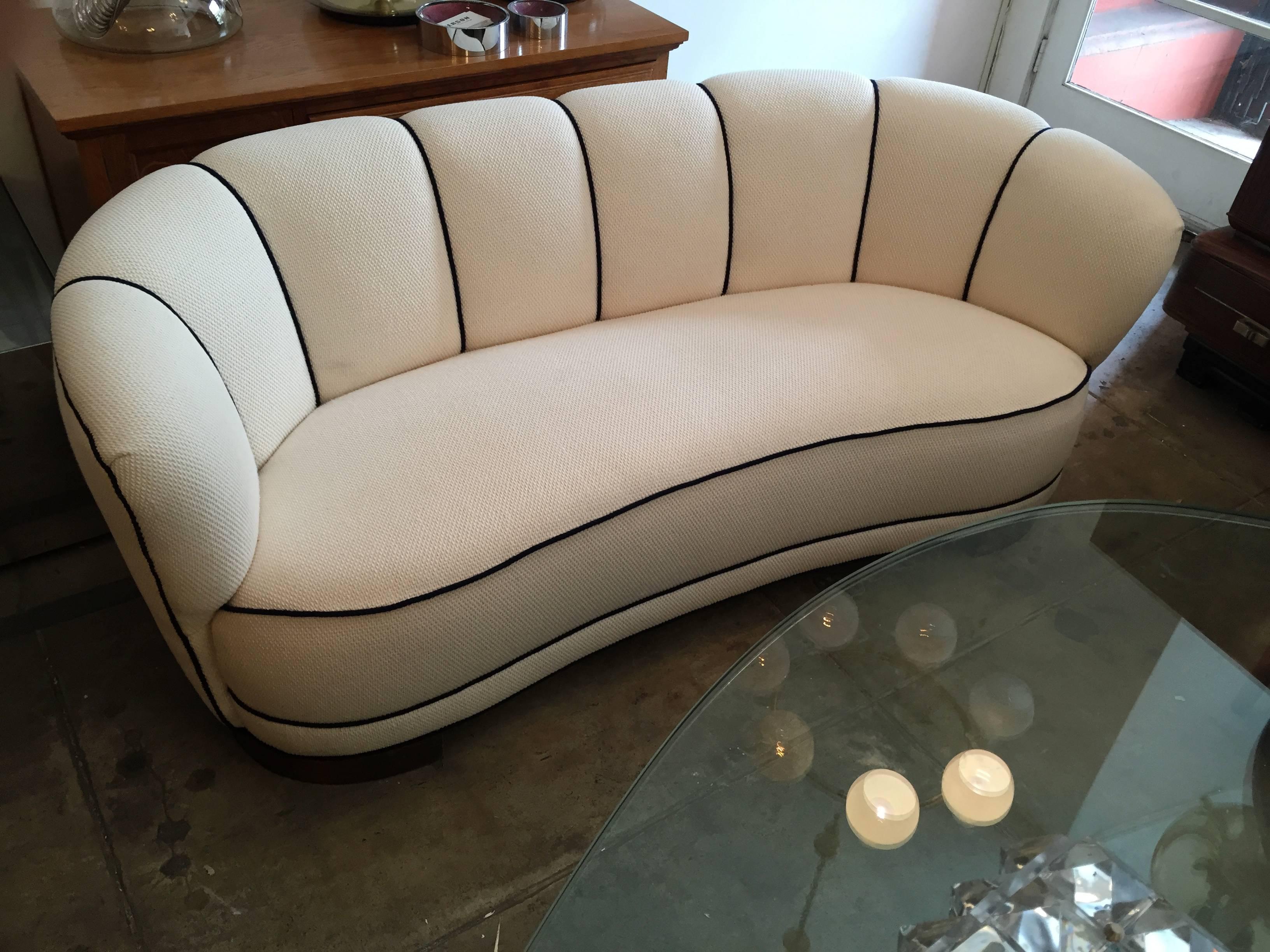 Swedish Art Deco Sofa 2