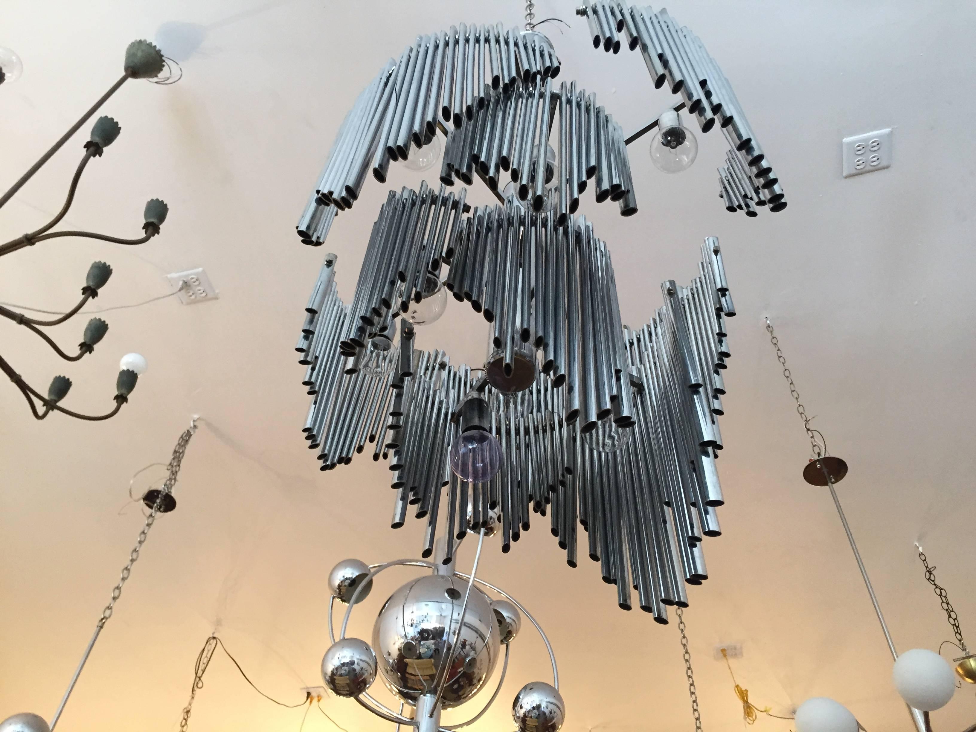 Mid-Century Modern Italian High Style 1970s Sculptural Chandelier For Sale