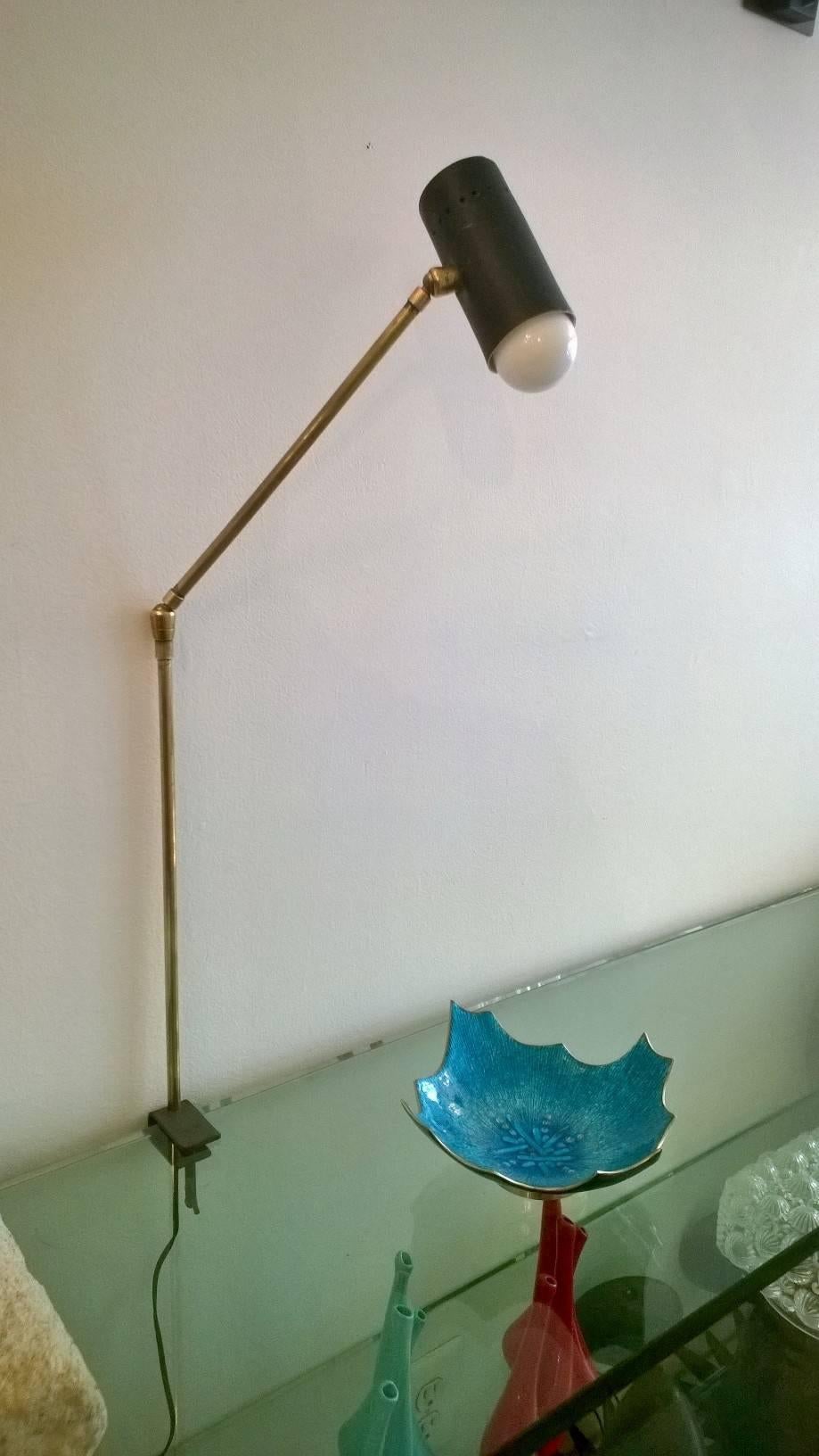 French 1950s Directional Desk Lamp In Excellent Condition In New York, NY