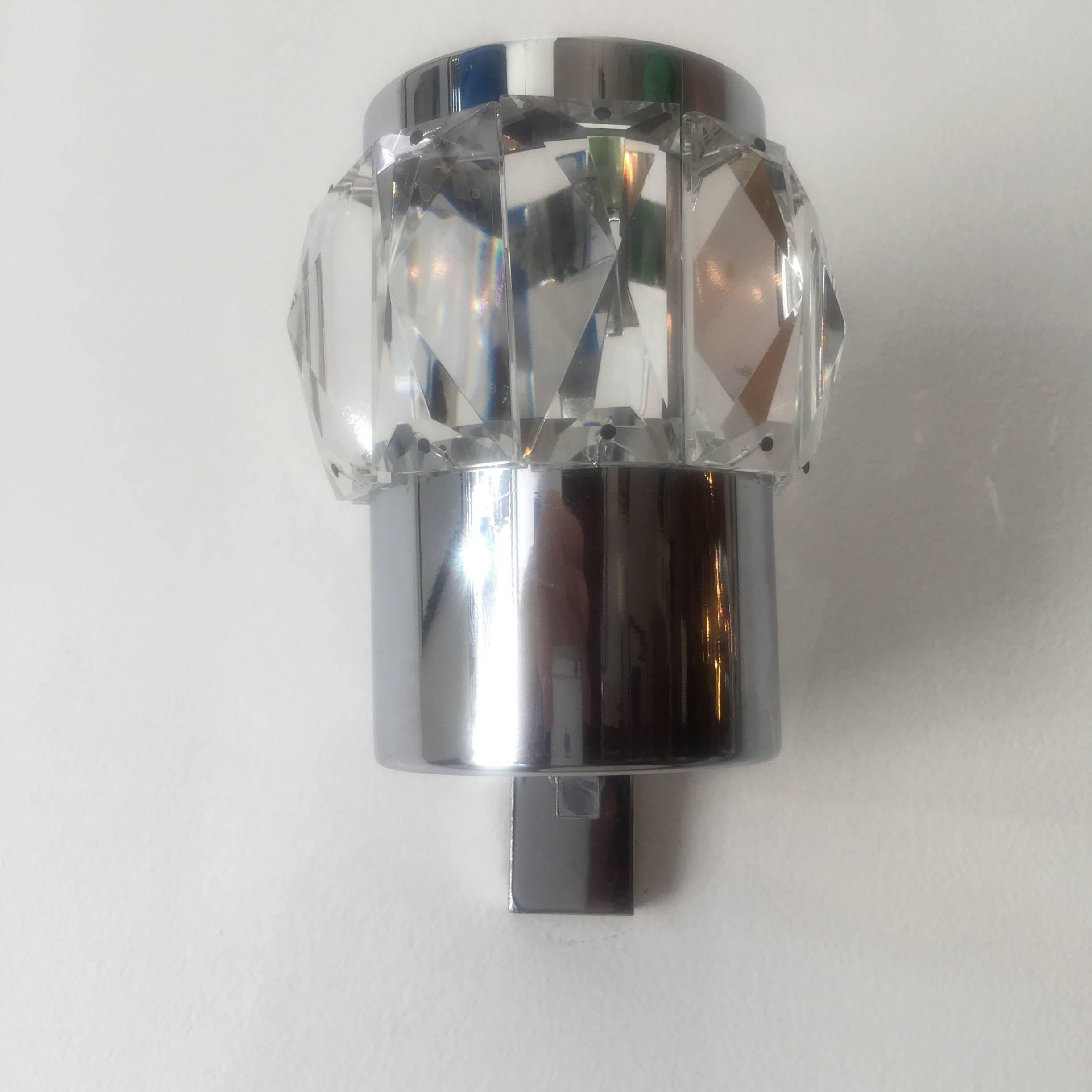 Milieu du XXe siècle Paire de lampes murales allemandes des années 60 datant de l'ère Space en vente