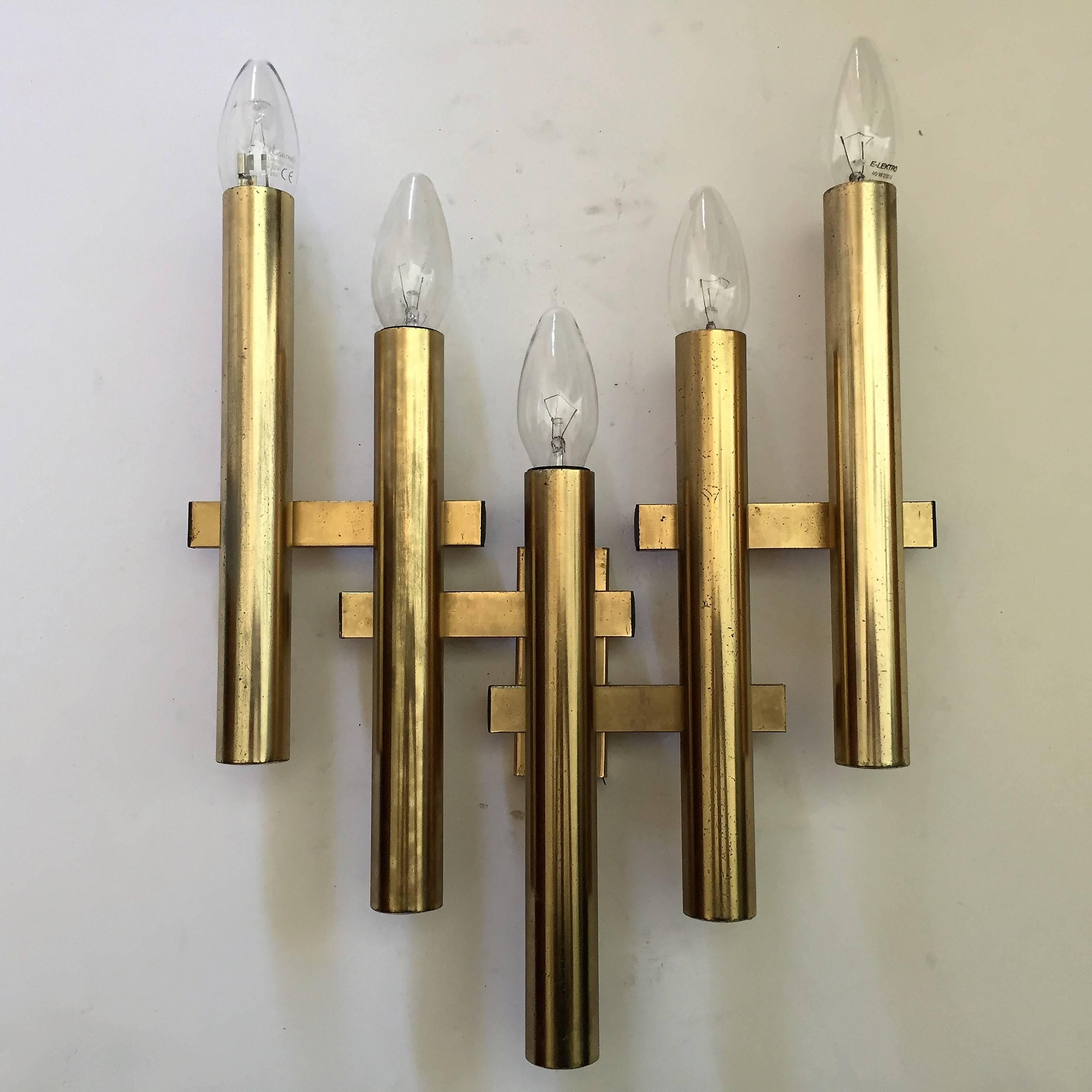 A rare large five light pair of aged polished brass modern wall lights by the famed lighting company, Sciolari. Newly rewired.
