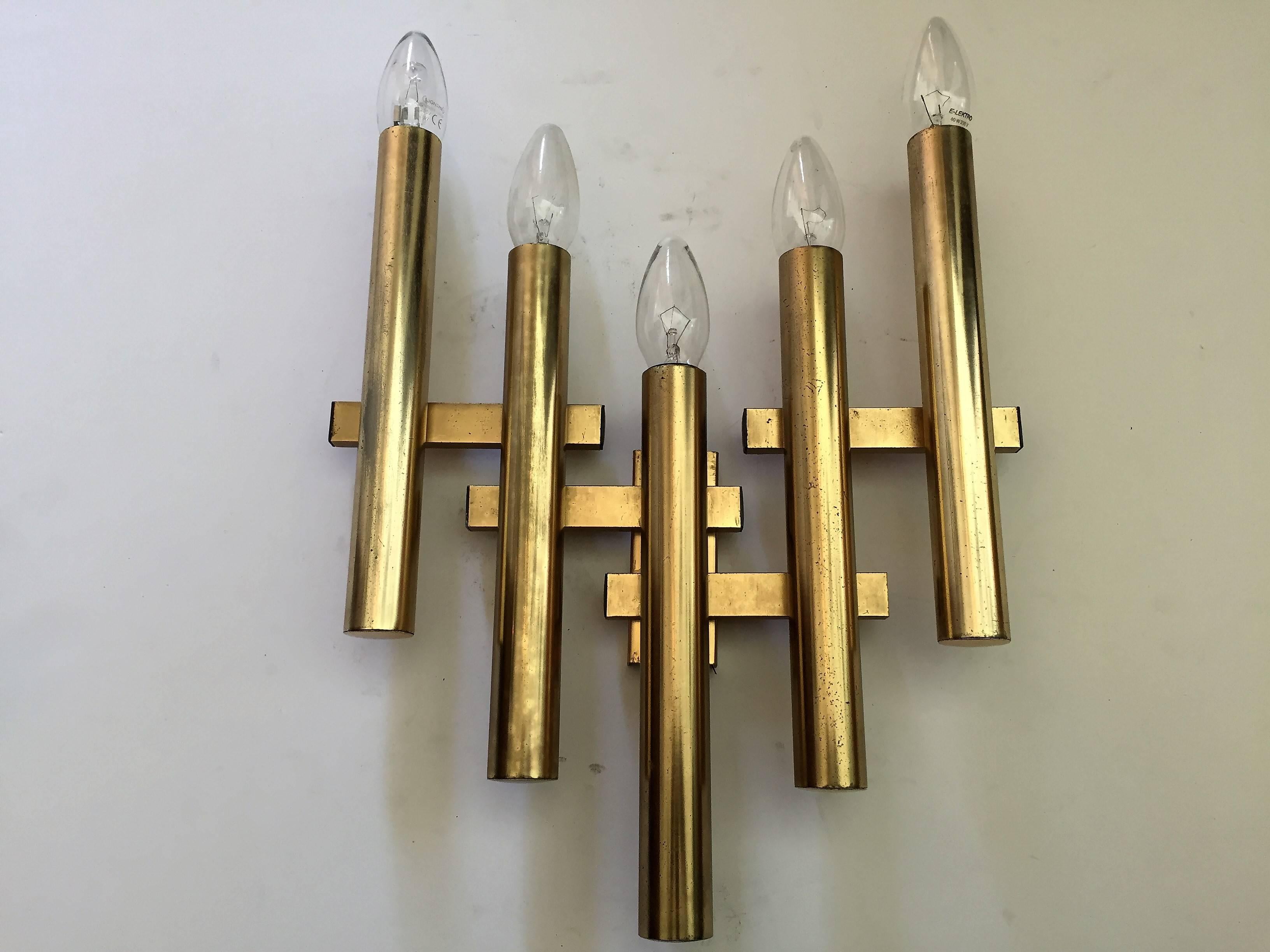 Large Pair of Italian Sciolari Brass Wall Lights For Sale 3