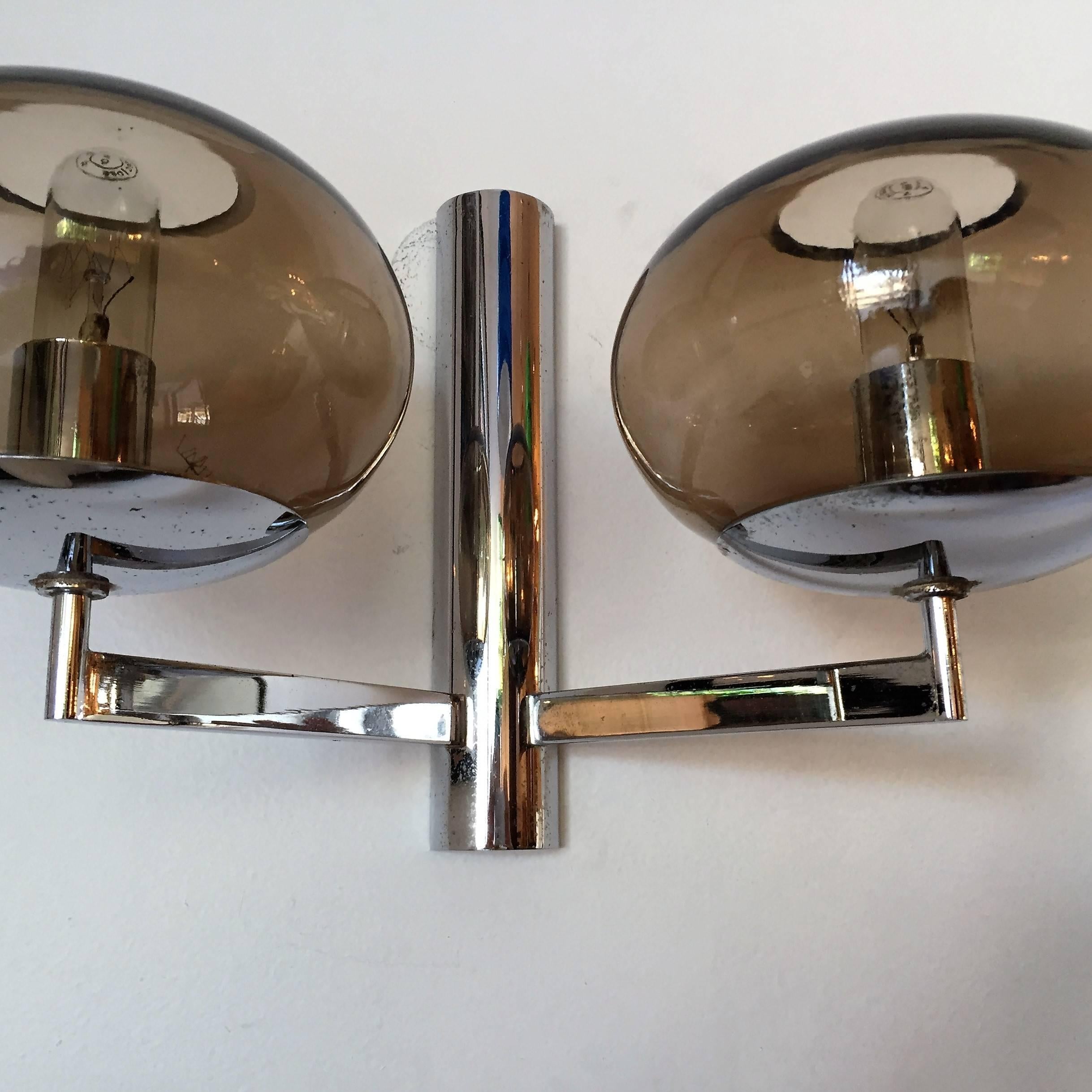 Pair of 1960s Italian Sciolari Wall Lights For Sale 1