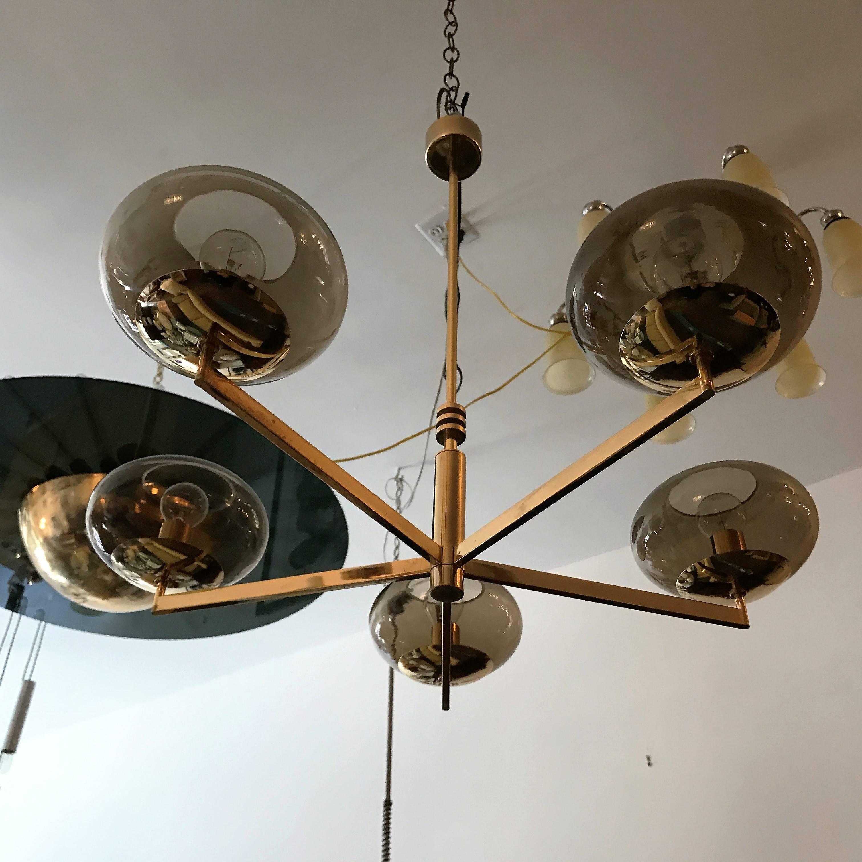 Sciolari 1970s Italian Pendant Chandelier In Excellent Condition In New York, NY