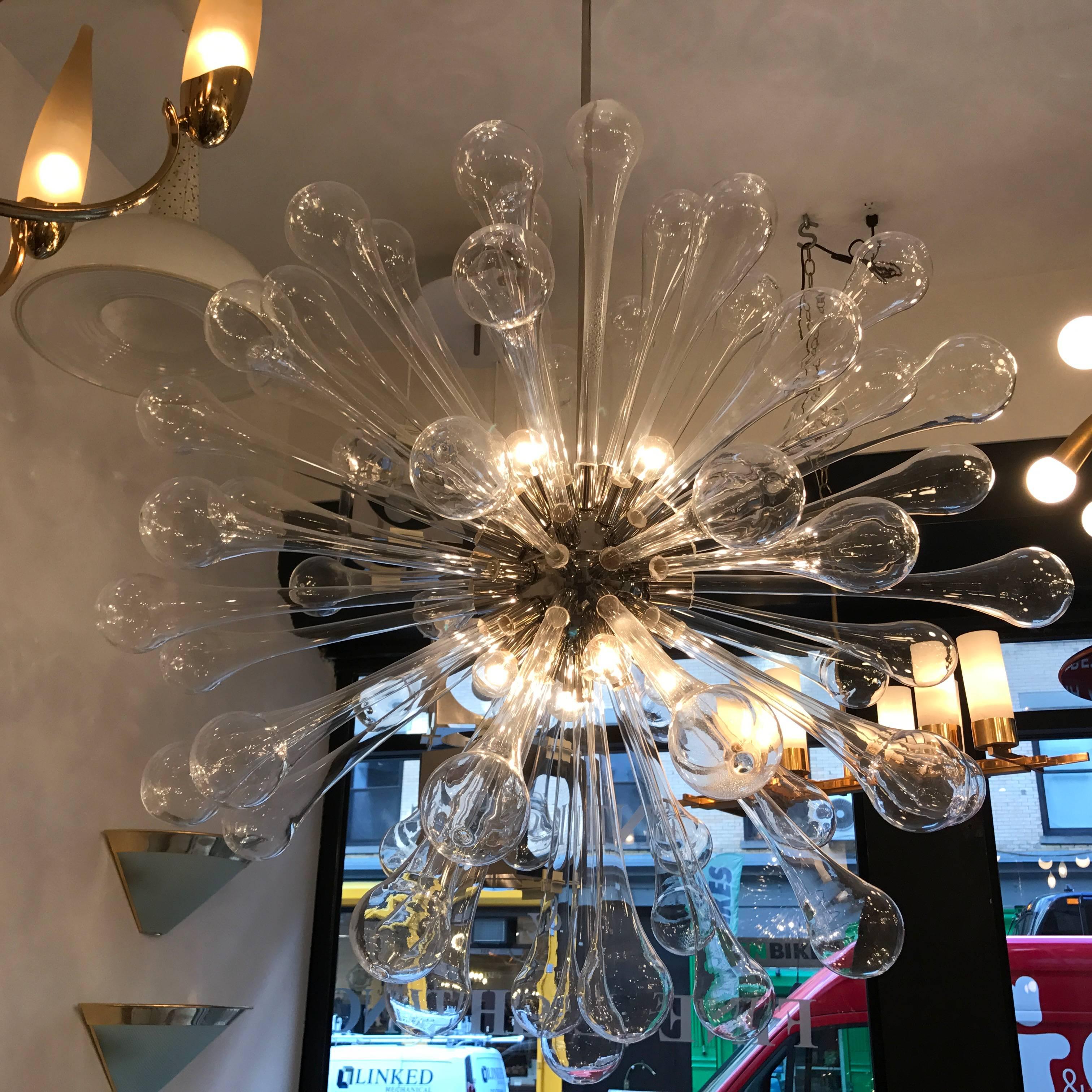 Fatto a mano Grande lampadario Dandelion Sputnik in vetro di Murano del 1960 in vendita