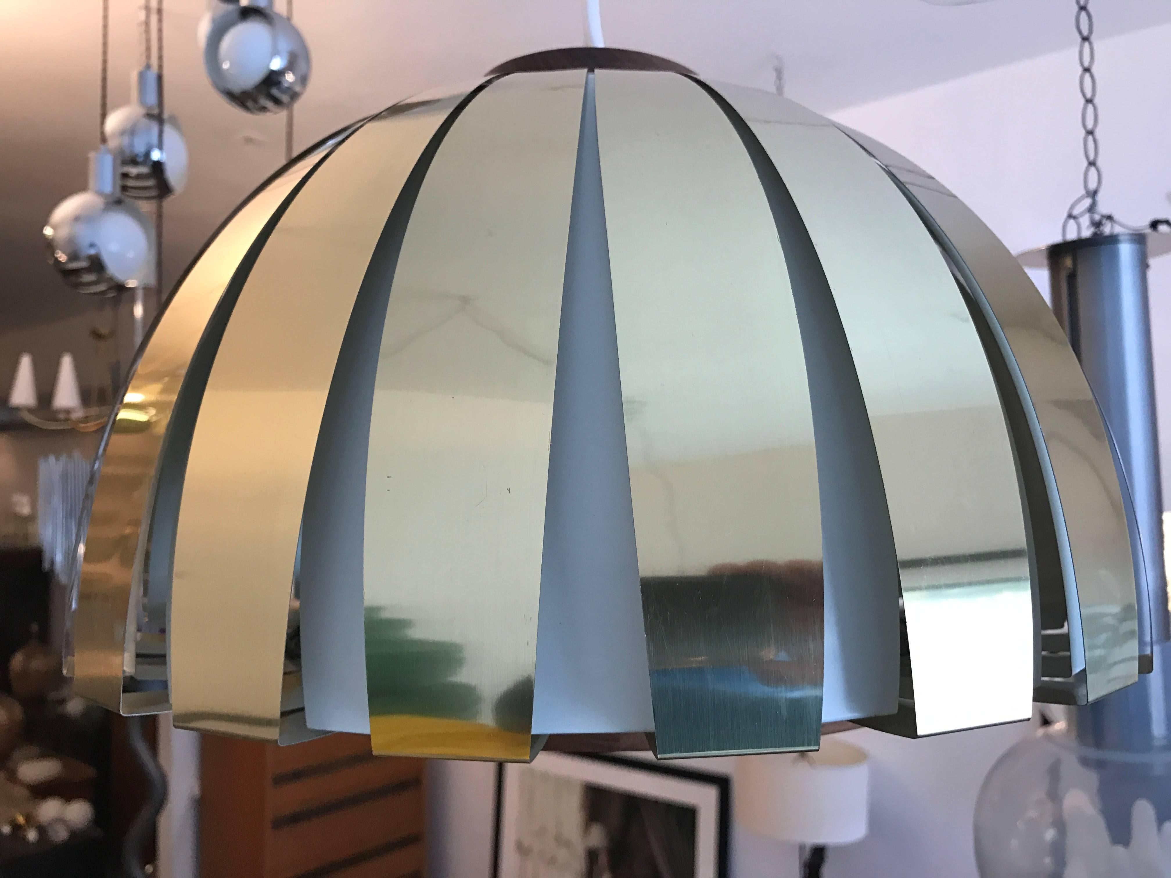 Pair of 1960s Danish Lyfa Modern Pendants In Excellent Condition In New York, NY