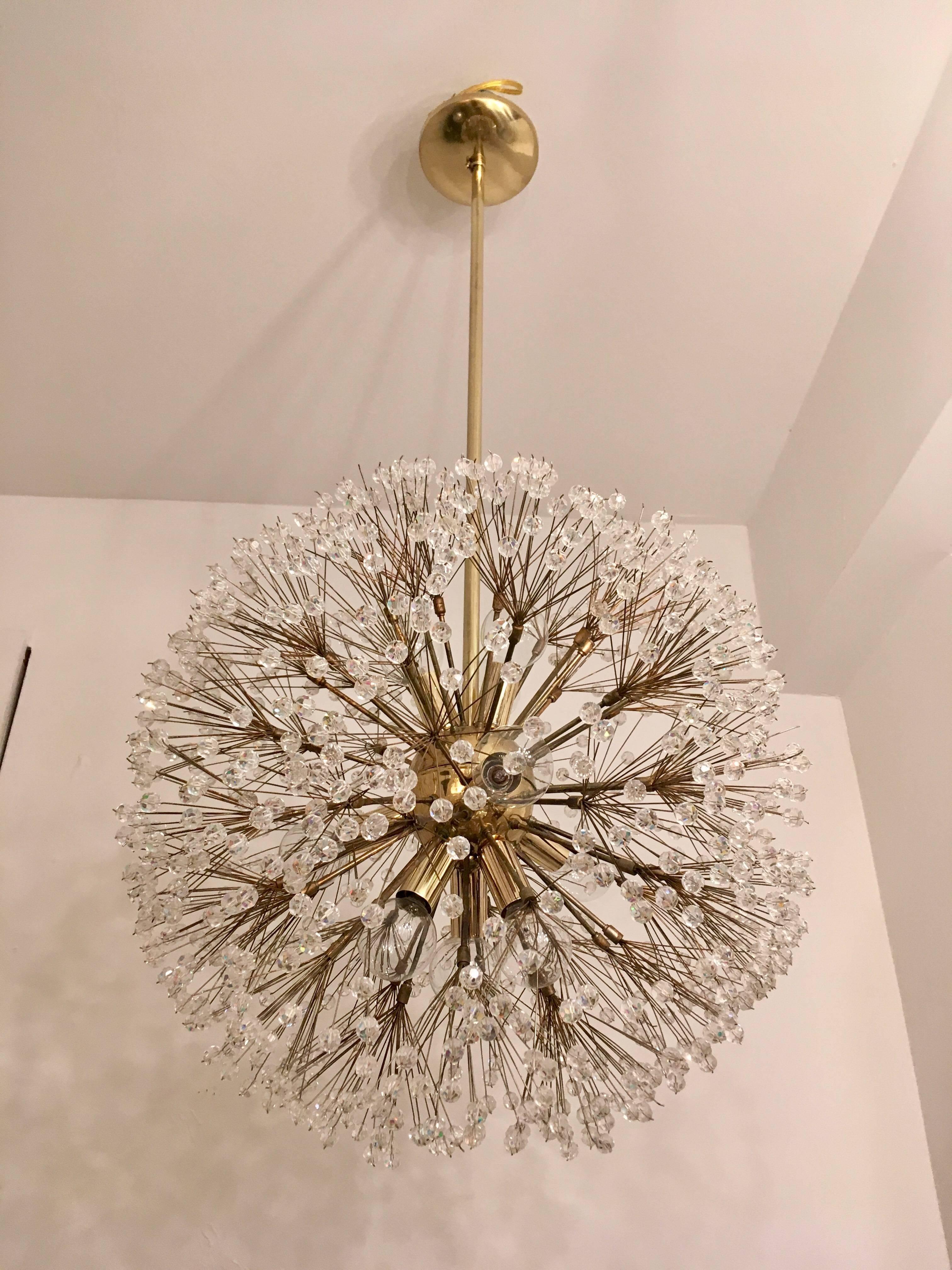 Austrian Stejnar 1960s Crystal Snowflake Pendant Chandelier In Excellent Condition In New York, NY