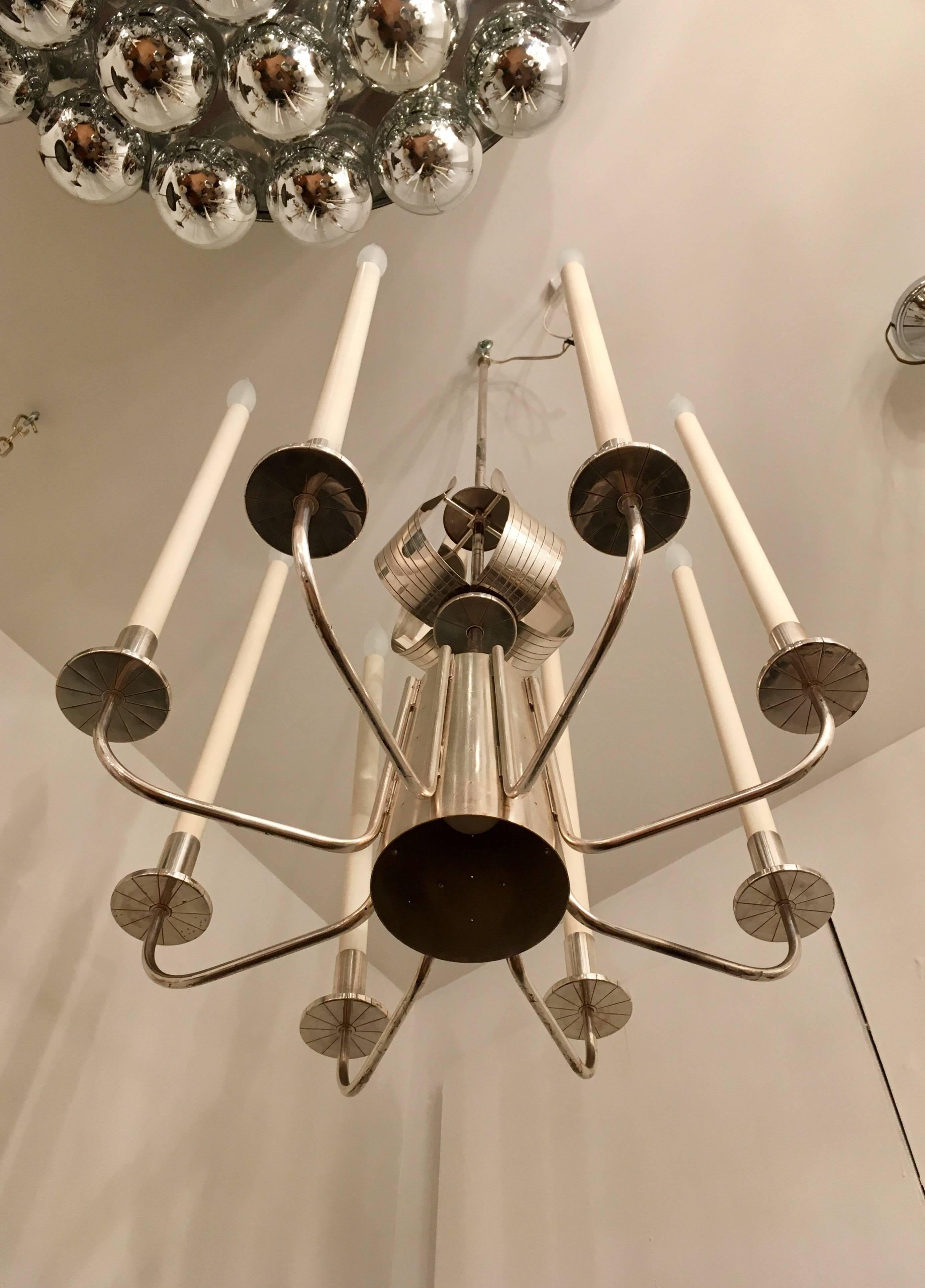 Tommi Parzinger Originals 1960s Silver Chandelier In Excellent Condition In New York, NY