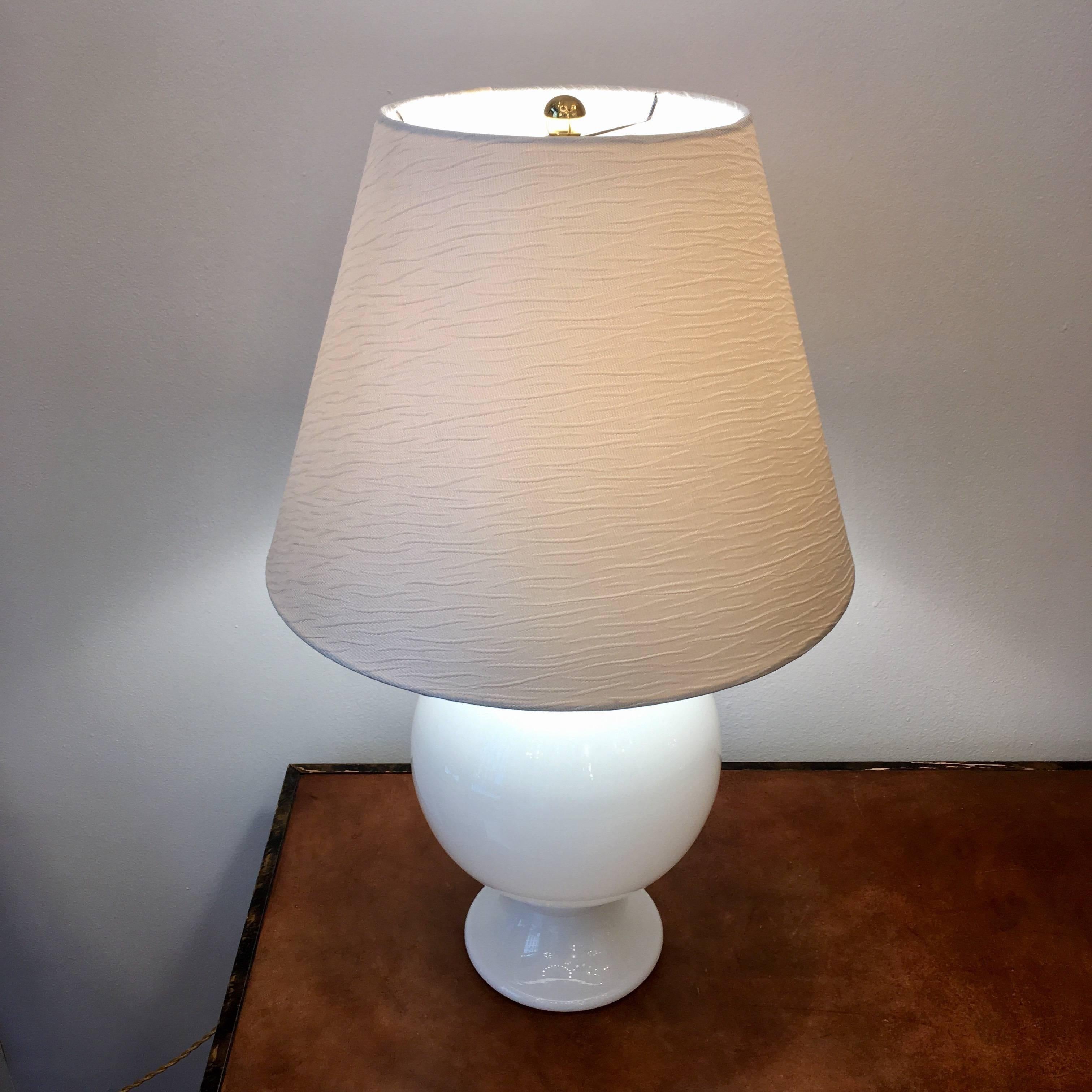 Pair of Orrefors 1970s Swedish Glass Table Lamps In Excellent Condition In New York, NY