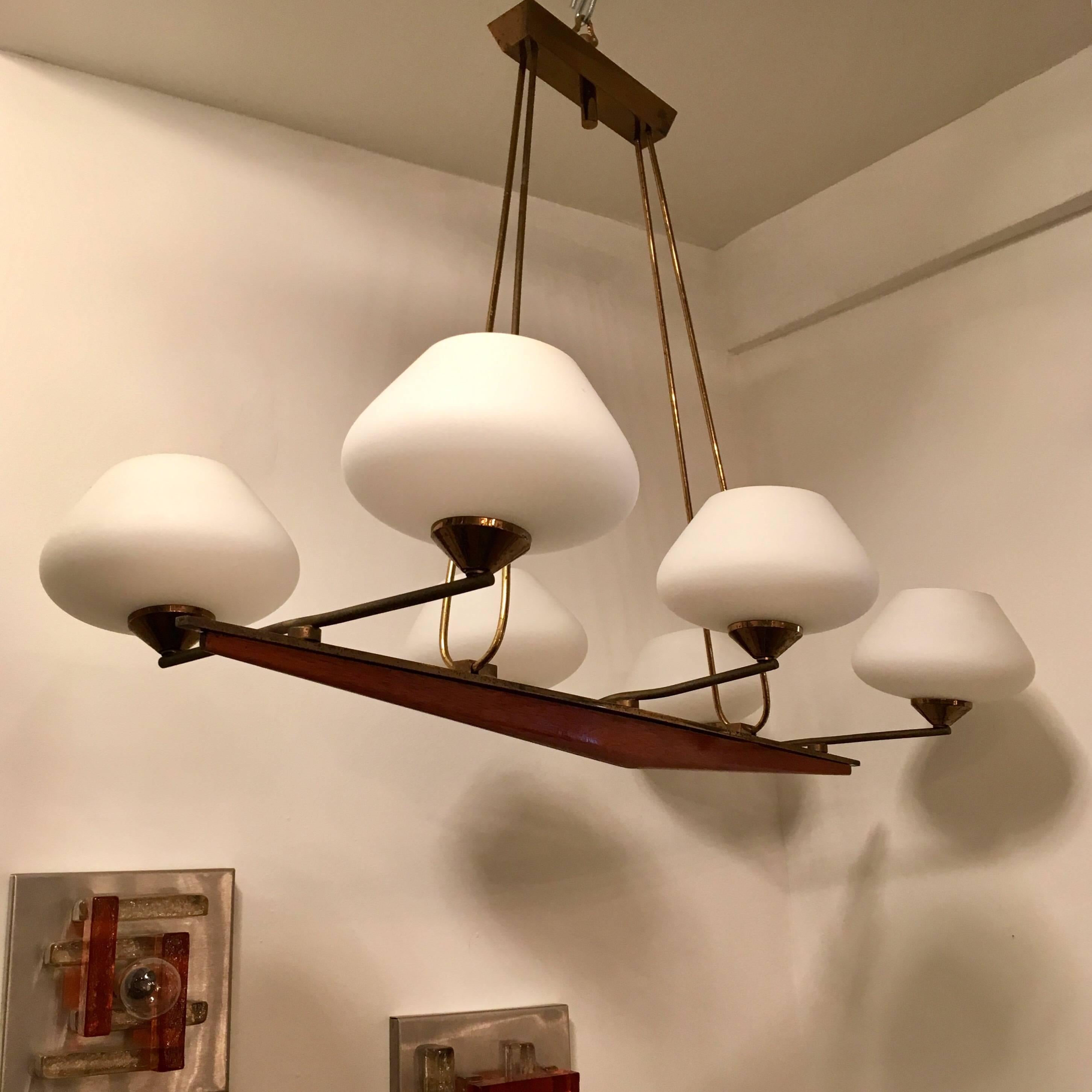 French Arlus 1960s Viking Chandelier In Excellent Condition In New York, NY