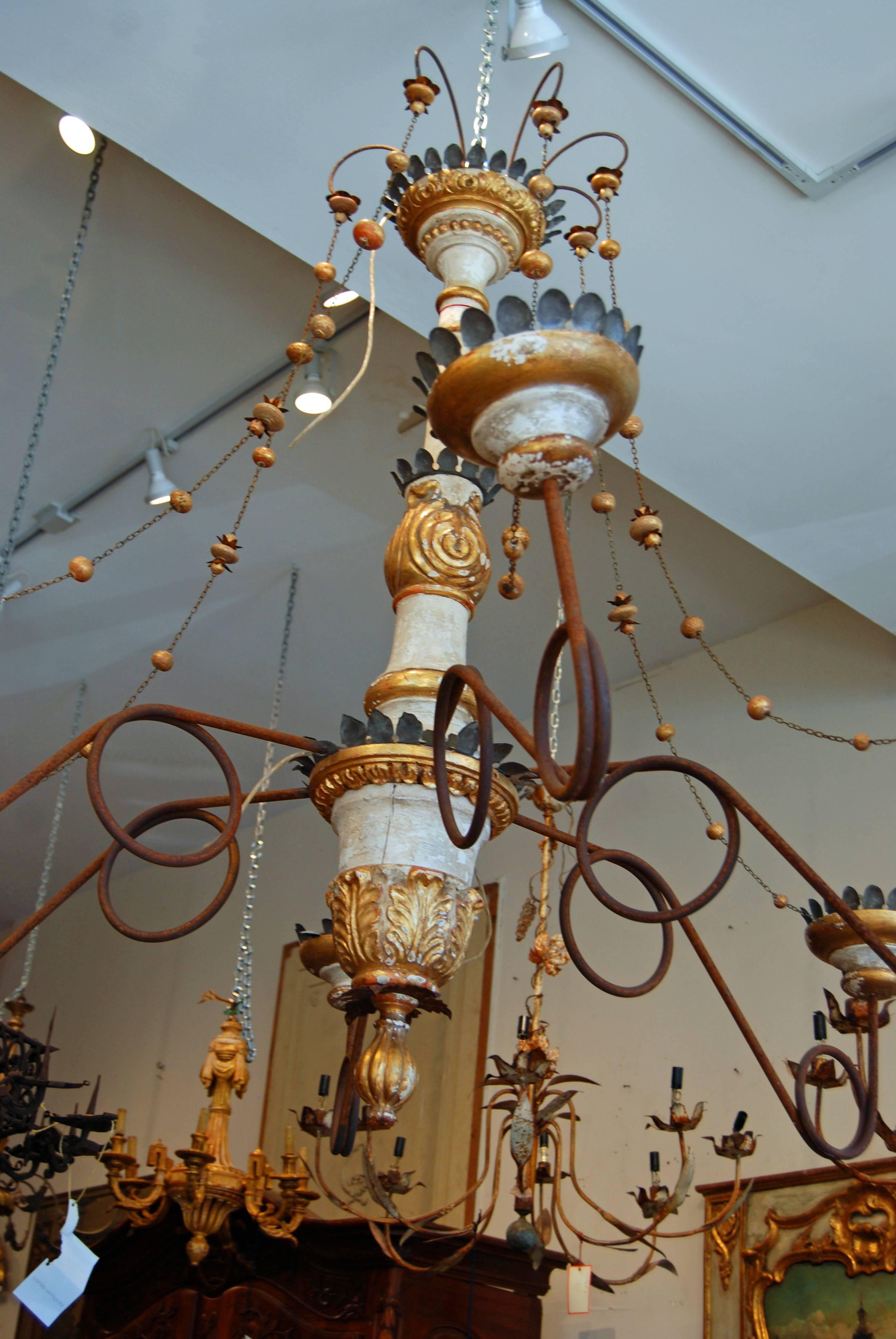 French Belle Epoch Wooden and Tole Italian Chandelier