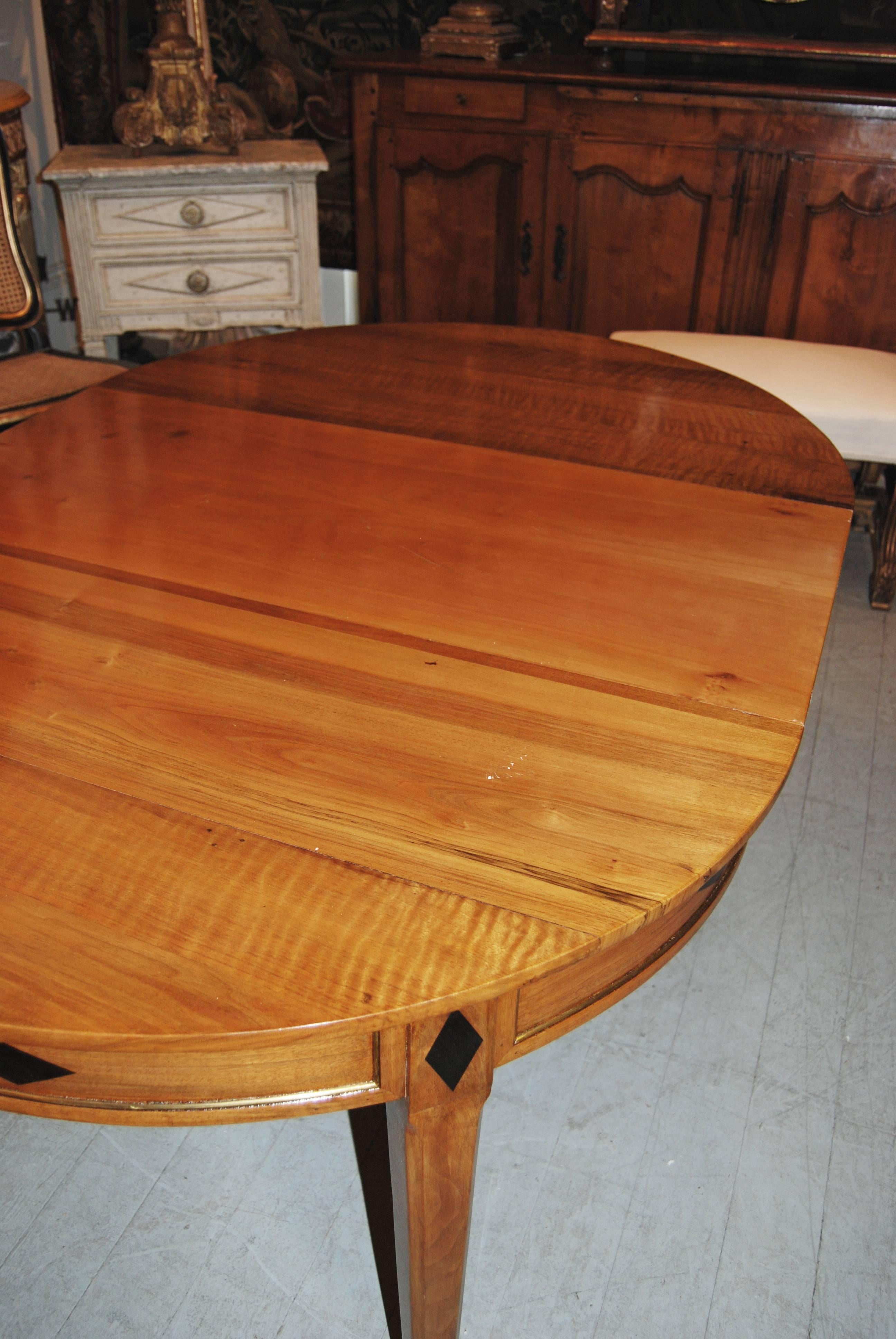pear wood table