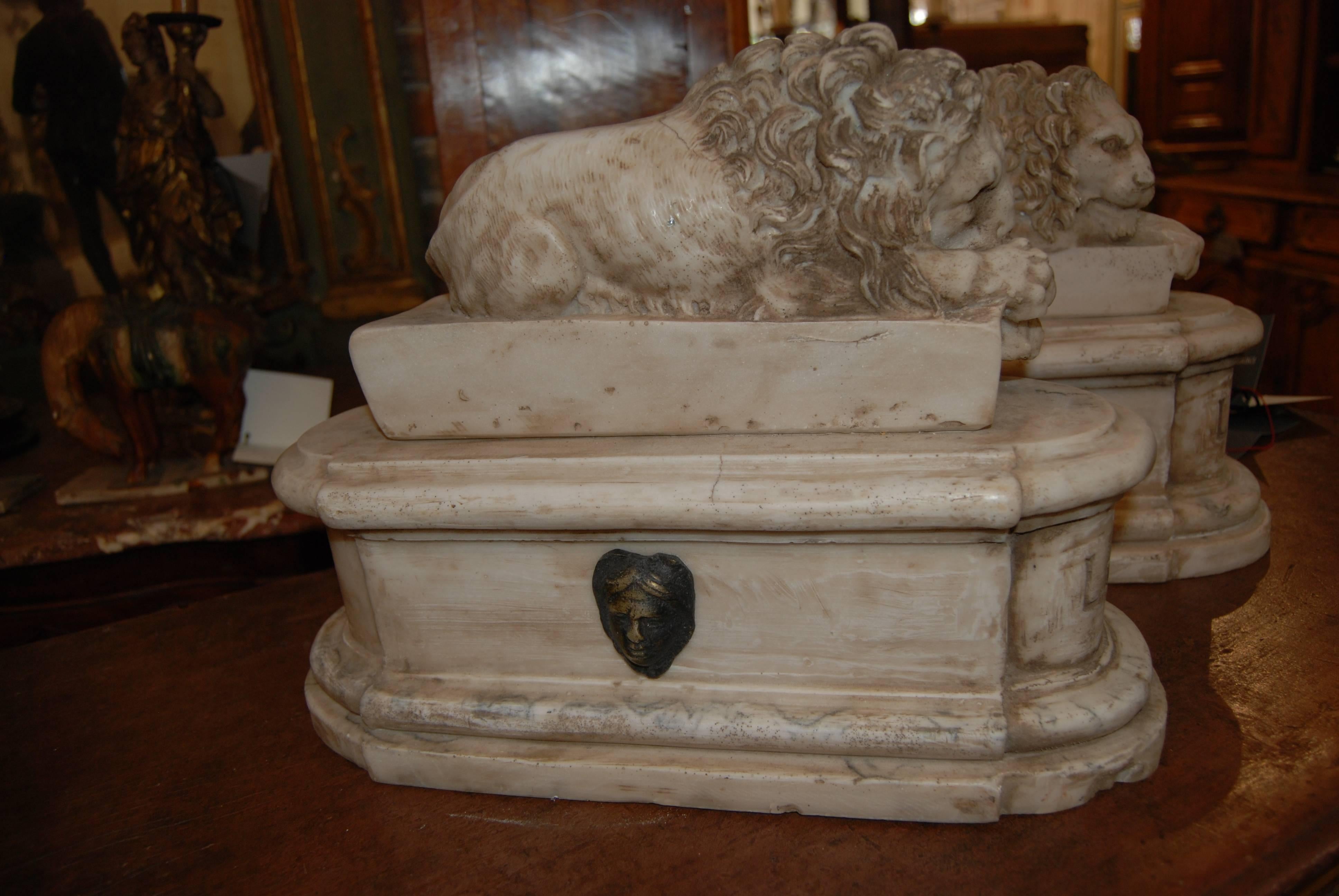 French Pair of Carved Marble Lions on Marble Stands