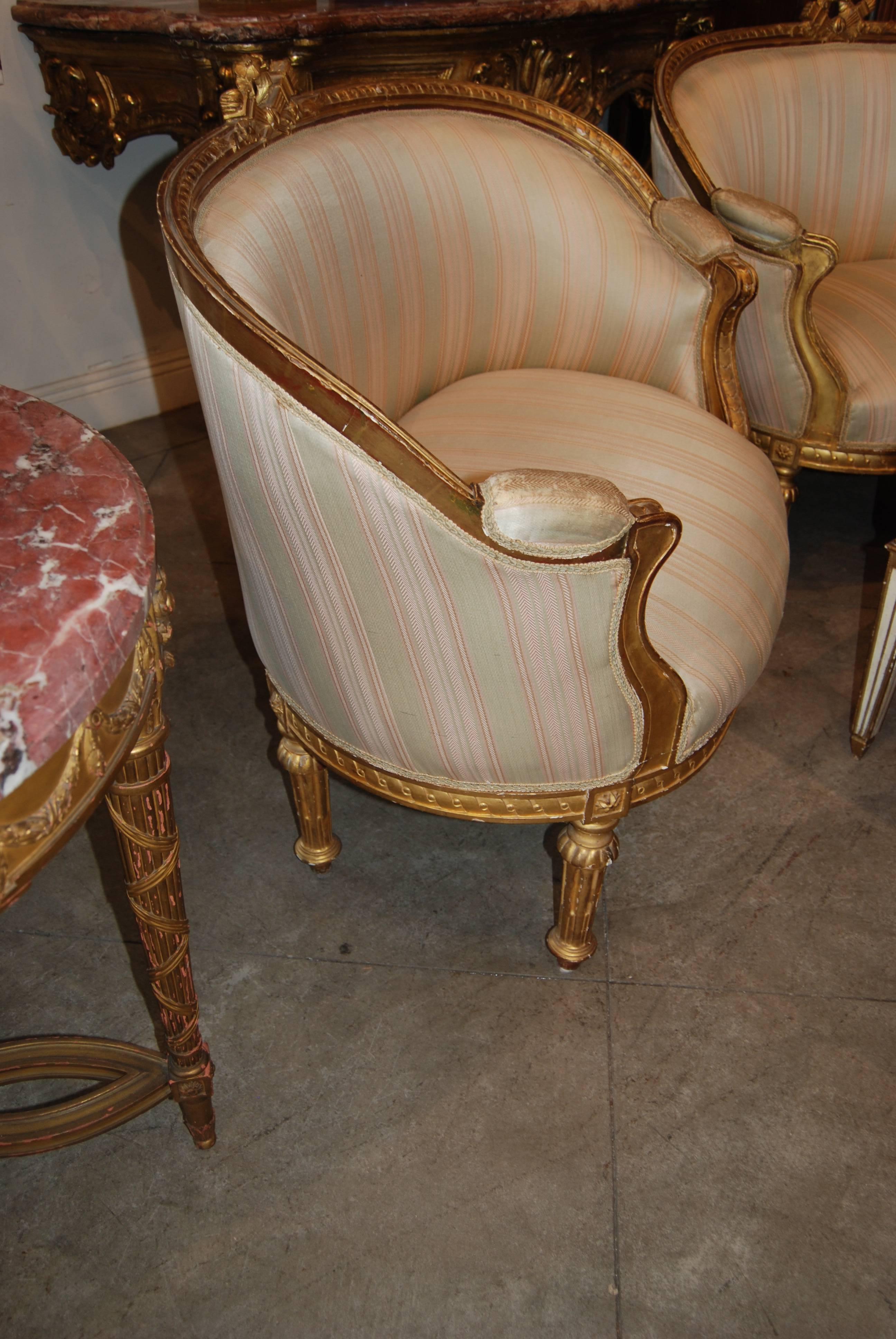 French Exceptional Pair of Carved and Gilded Marquis Armchairs For Sale