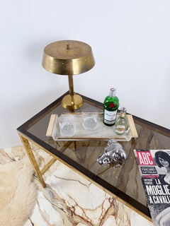 Italienisches Tablett aus Lucite und Messing mit Perlmuttimitat aus den 1970er Jahren