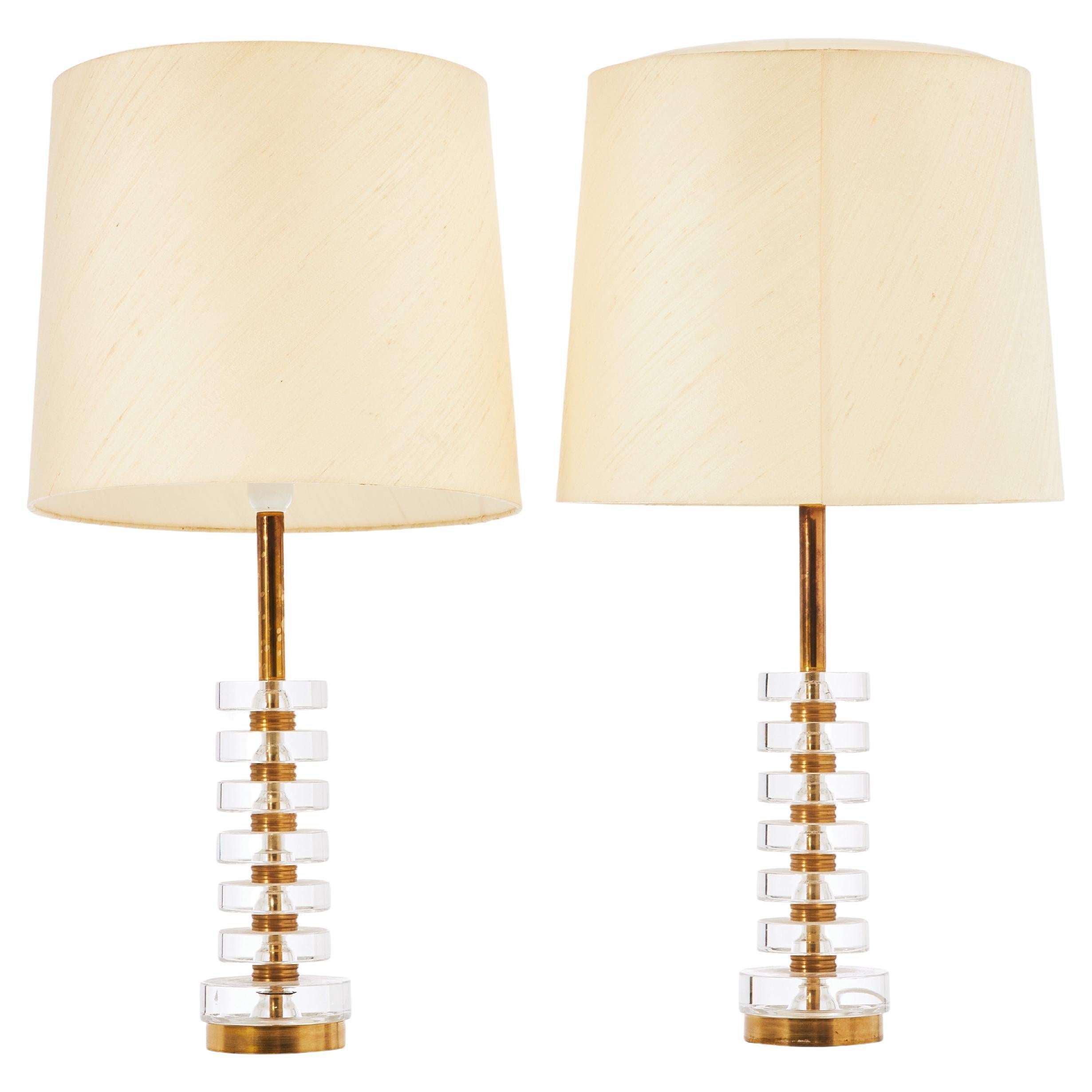 Paire de lampes de bureau Carl Fagerlund pour Orrefors en verre coulé et laiton Suède 1960