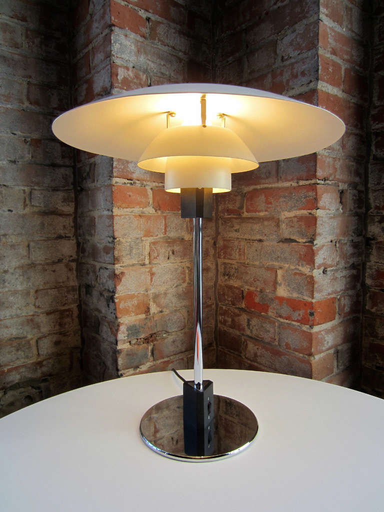 Mid-Century Modern Pair of Poul Henningsen PH4/3 Table Lamps, Manufactured by Louis Poulsen
