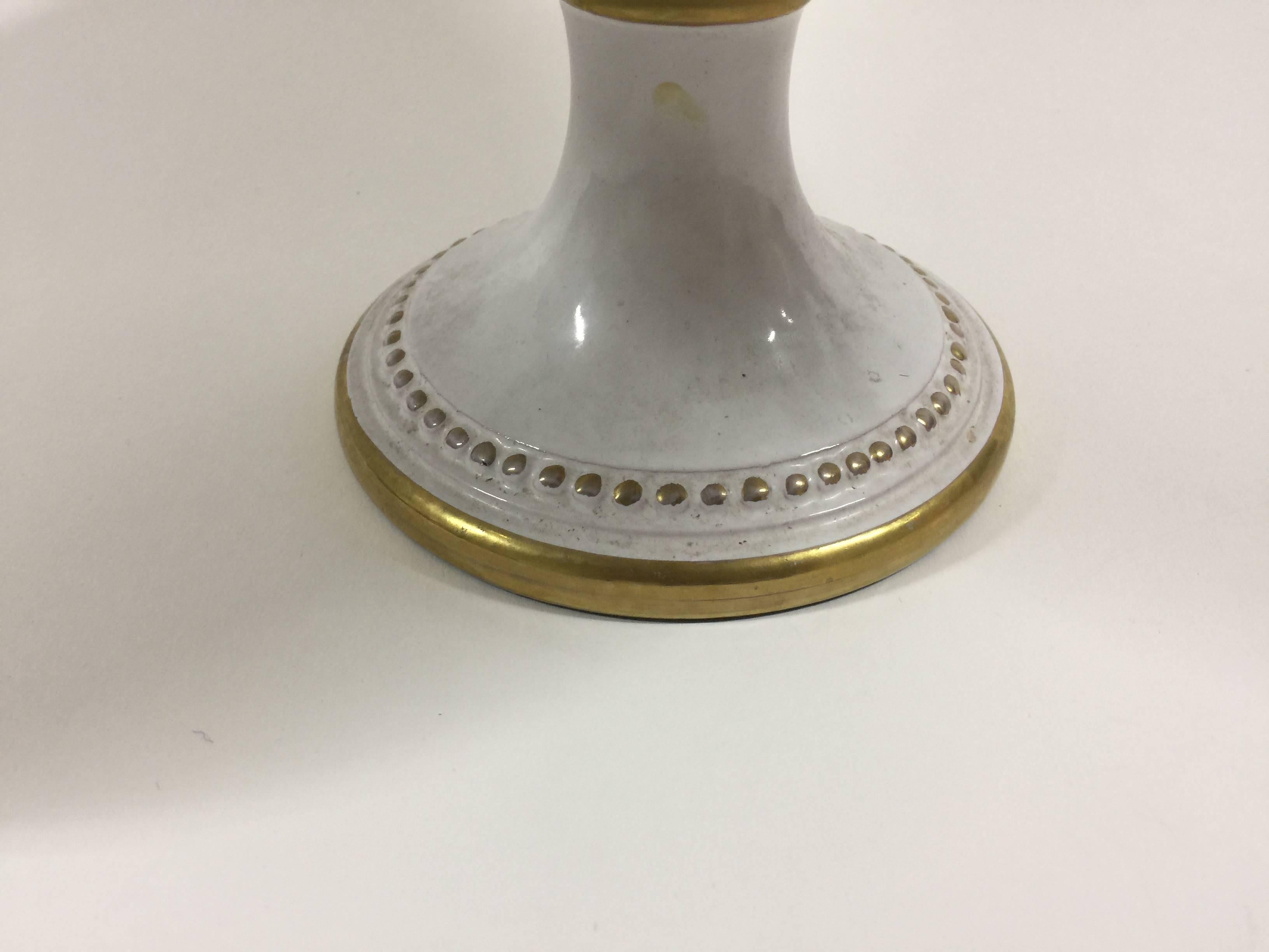 Mid-20th Century White Porcelain and Gold Centrepiece Footed Bowl by Ugo Zaccagnini For Sale