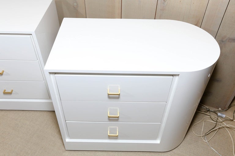 Mid-Century Modern Unusual Pair of White Lacquer Mid-Century Three-Drawer Nightstands