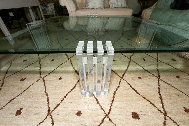 Spectacular Mid-Century Glass and Lucite Cocktail Table For Sale 4