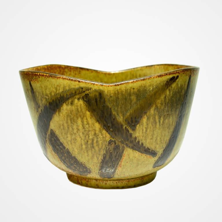 Unique studio piece by Eva Stæhr Nielsen. This massive bowl, perhaps the largest known work bt Staer-Nielsen, was collected by the Architect Robert Berghagen and was exhibited at the Prins Eugens Waldemarsudde; a National Museum. Reminiscent of an