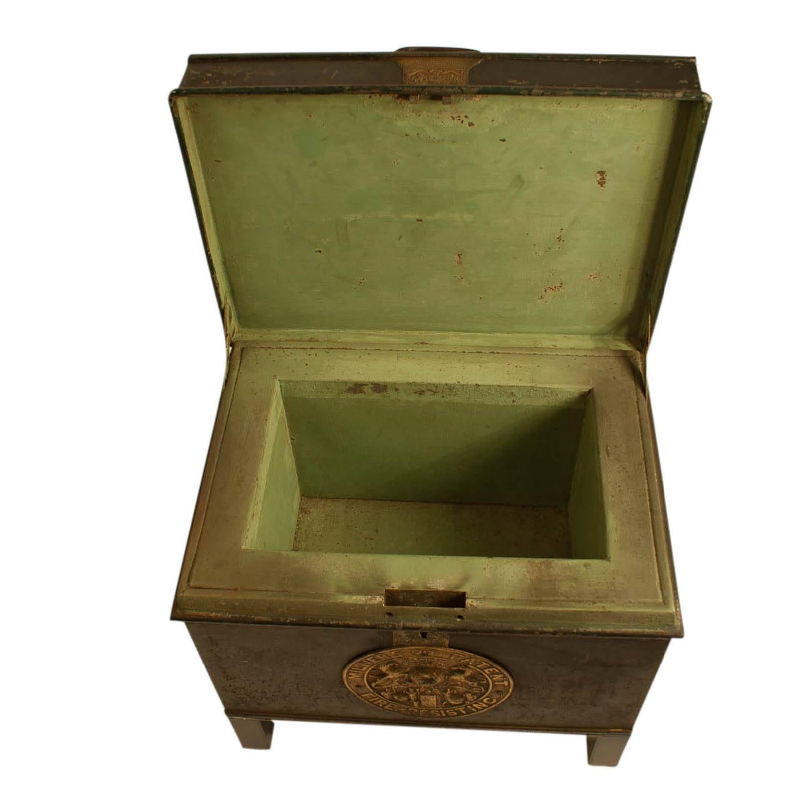English Victorian Metal Fire Safe in Bottle Green, circa 1860  In Good Condition In San Francisco, CA