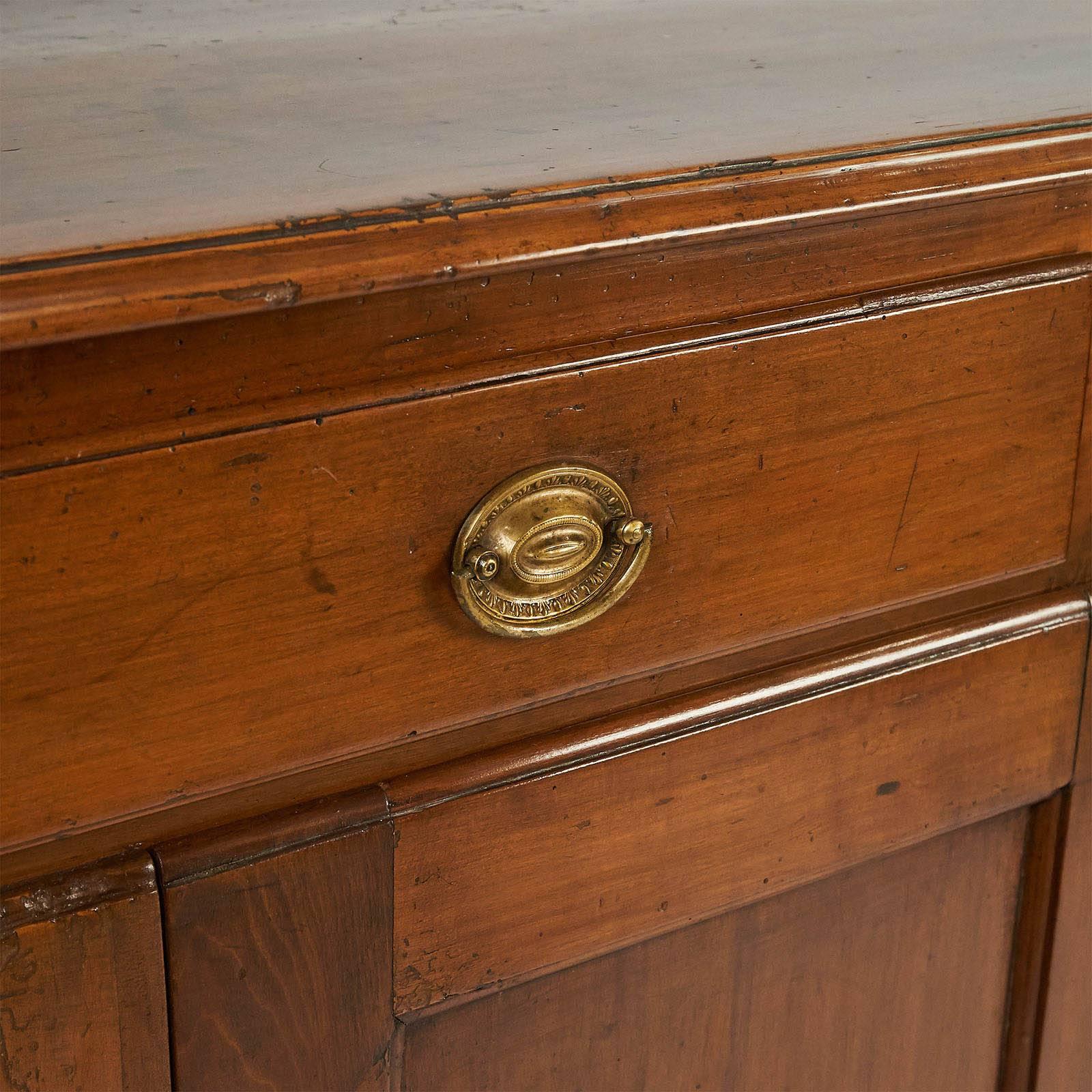 Neoclassical Italian Walnut Credenza or Buffet, circa 1800