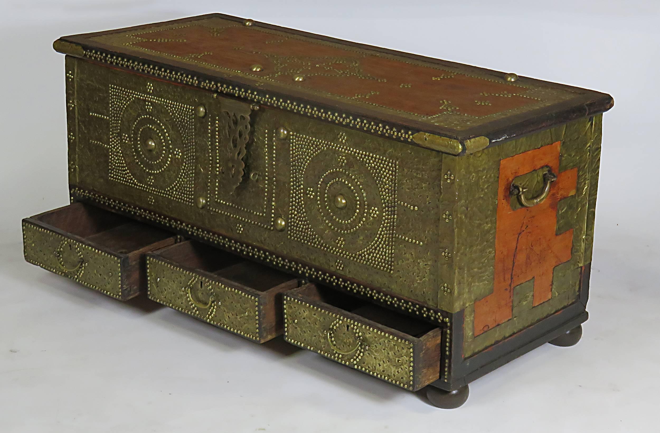 zanzibar wooden chests