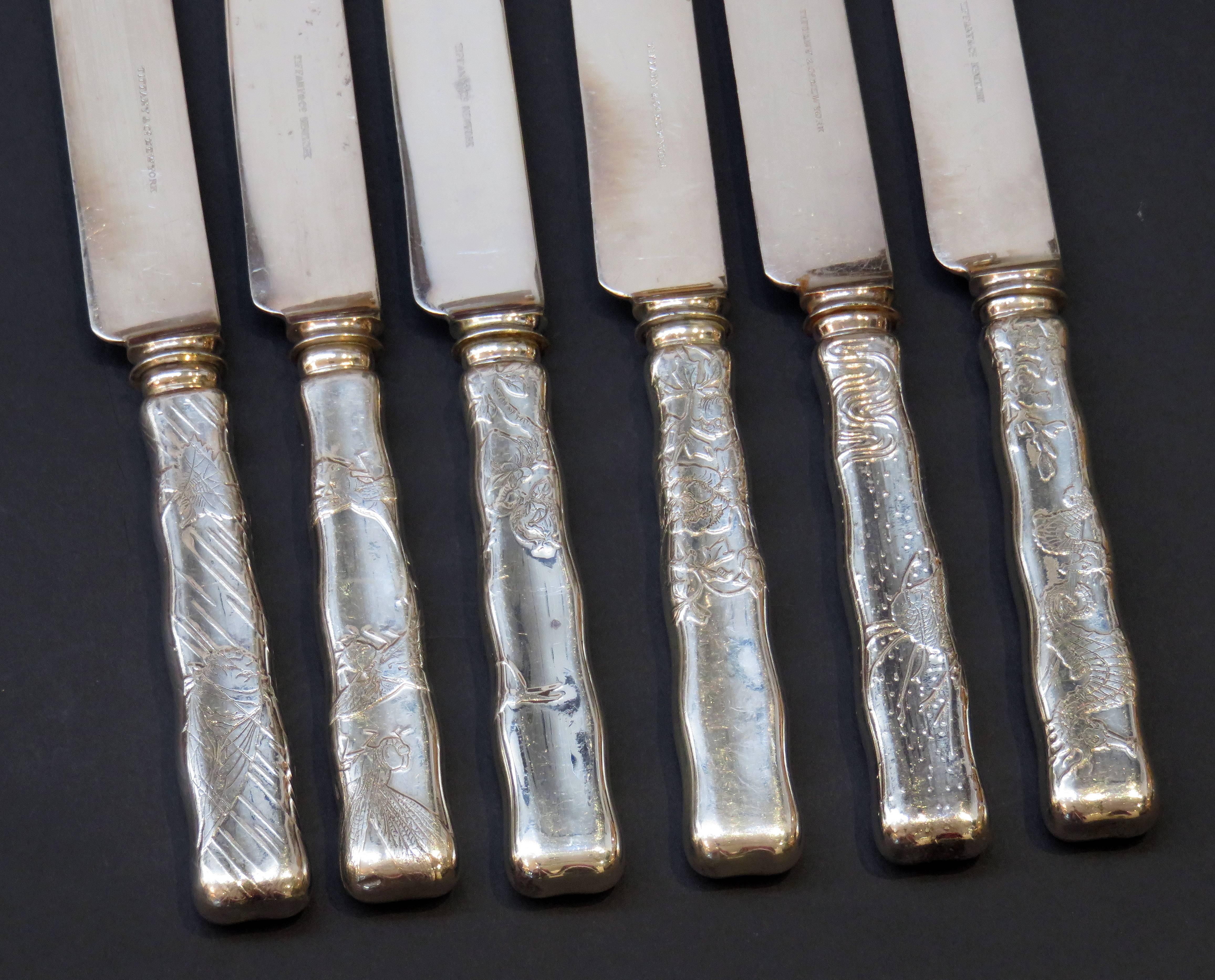 Japonisme Tiffany & Company Lap over Edge Acid Etched Dinner Knives, circa 1880 For Sale