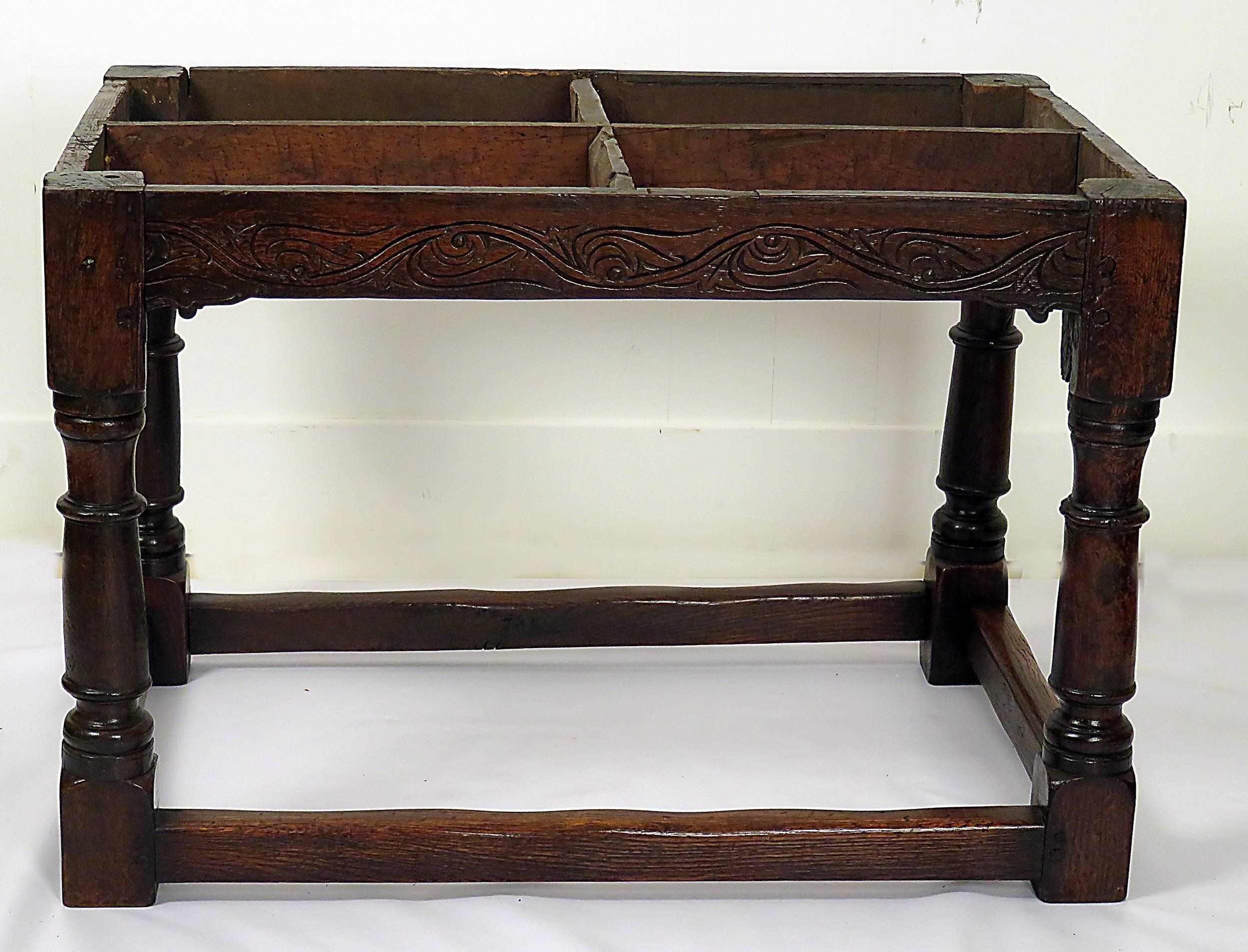 Italian Nice Old Tavern or Work Table, Chestnut Made in Italy or Spain, circa 1780  