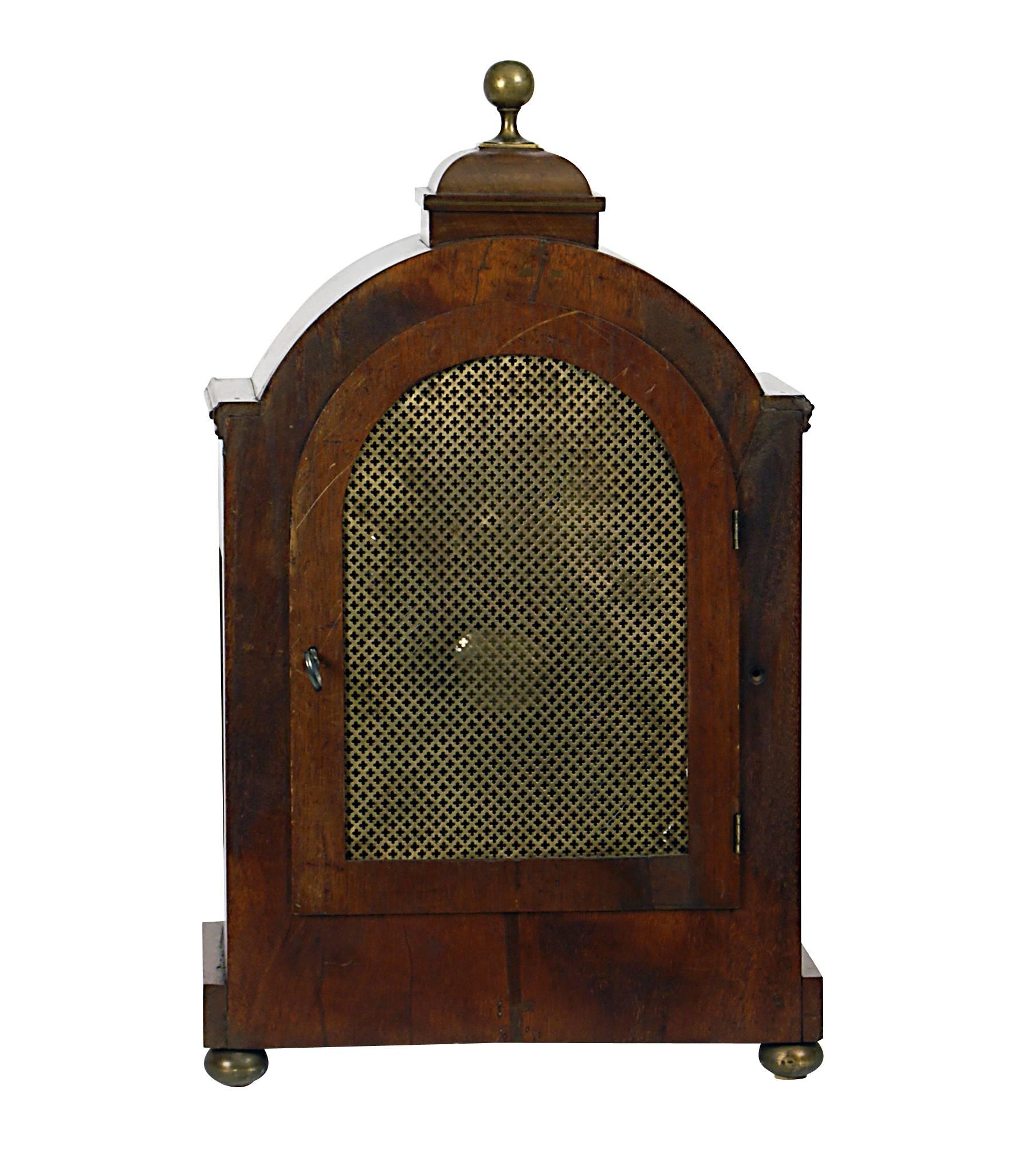 English Regency Mahogany Brass Inlaid Bracket Clock, circa 1820 im Zustand „Gut“ in San Francisco, CA