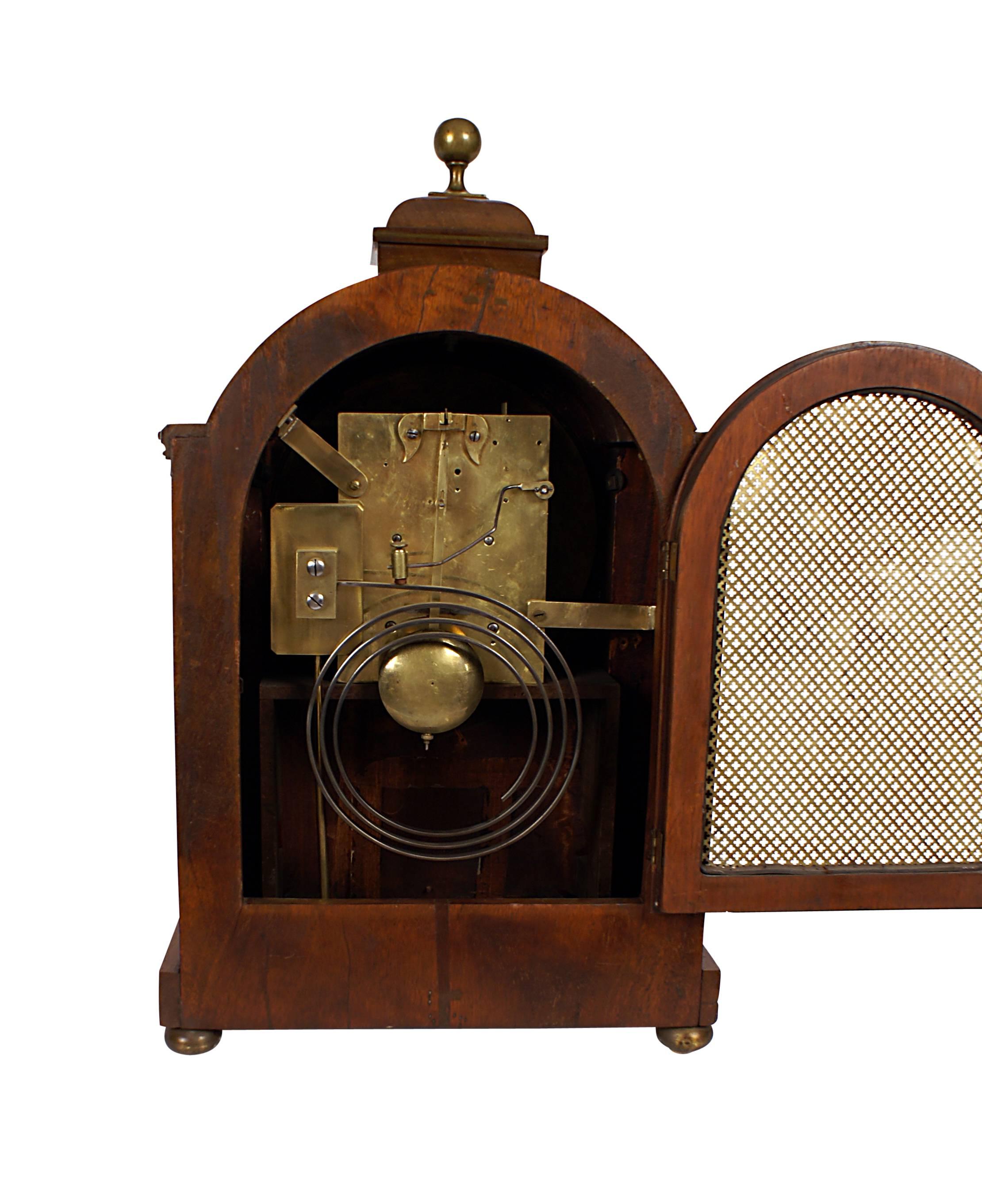 English Regency Mahogany Brass Inlaid Bracket Clock, circa 1820 In Good Condition In San Francisco, CA